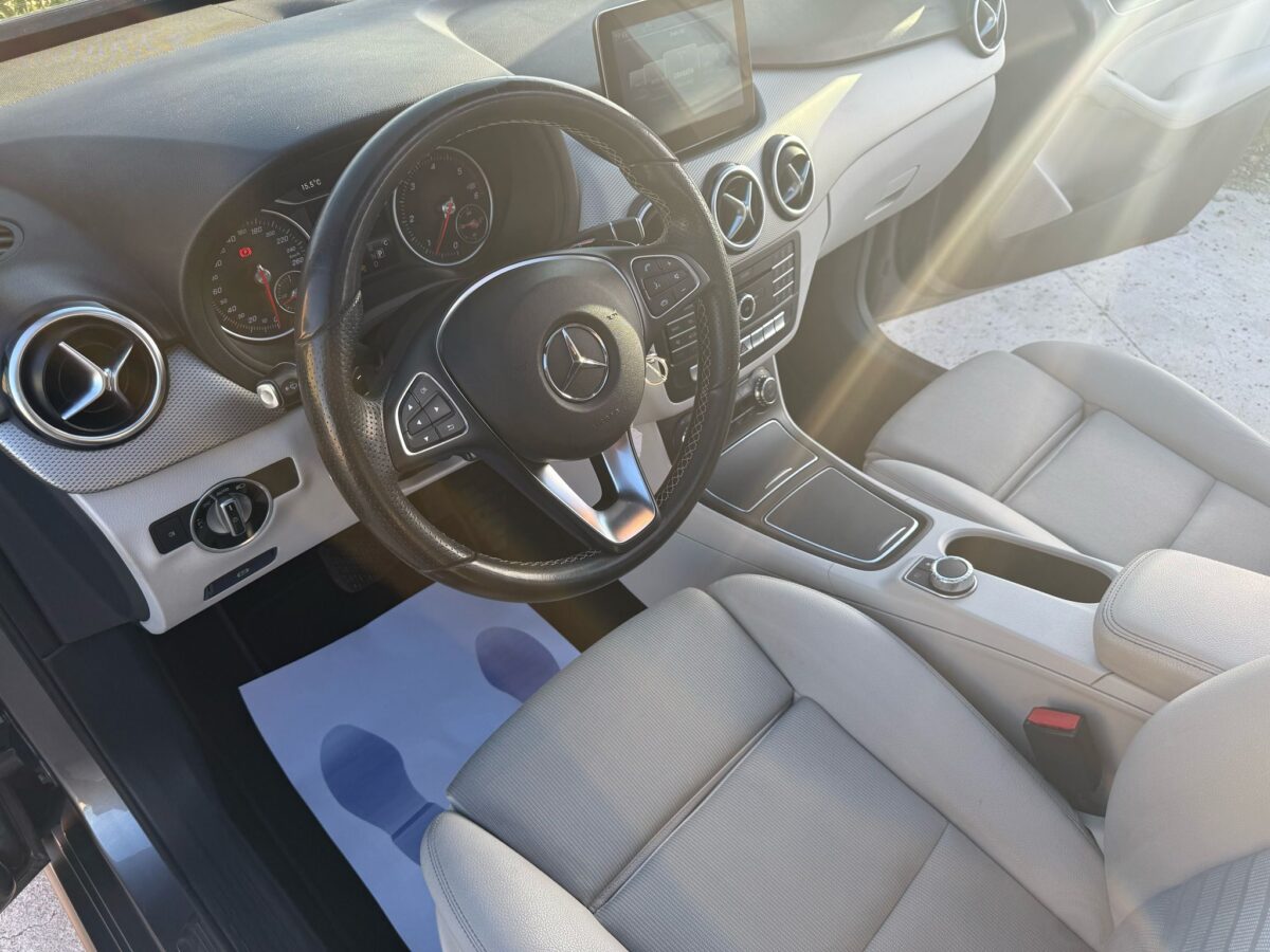 MERCEDES-BENZ CLASE B URBAN 200 CDI 135 CV
