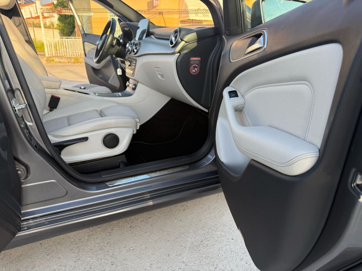MERCEDES-BENZ CLASE B URBAN 200 CDI 135 CV