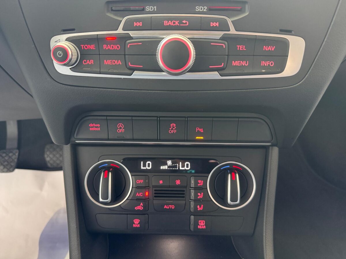 AUDI Q3 SPORT EDITION 2.0 TDI 150 CV