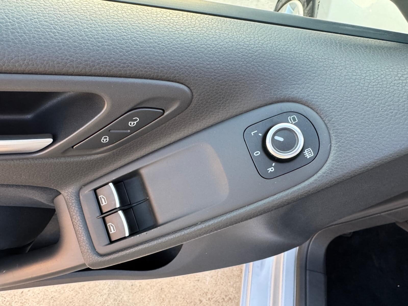 VOLKSWAGEN Golf VI SPORT 2.0 TDI 140 CV