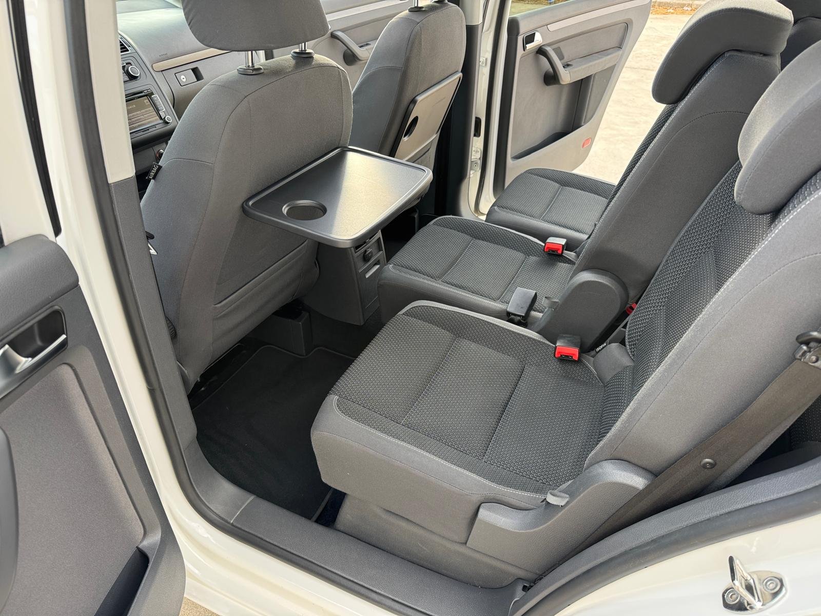 VOLKSWAGEN TOURAN ADVANCE 7 PLAZAS 1.6 TDI 105 CV 