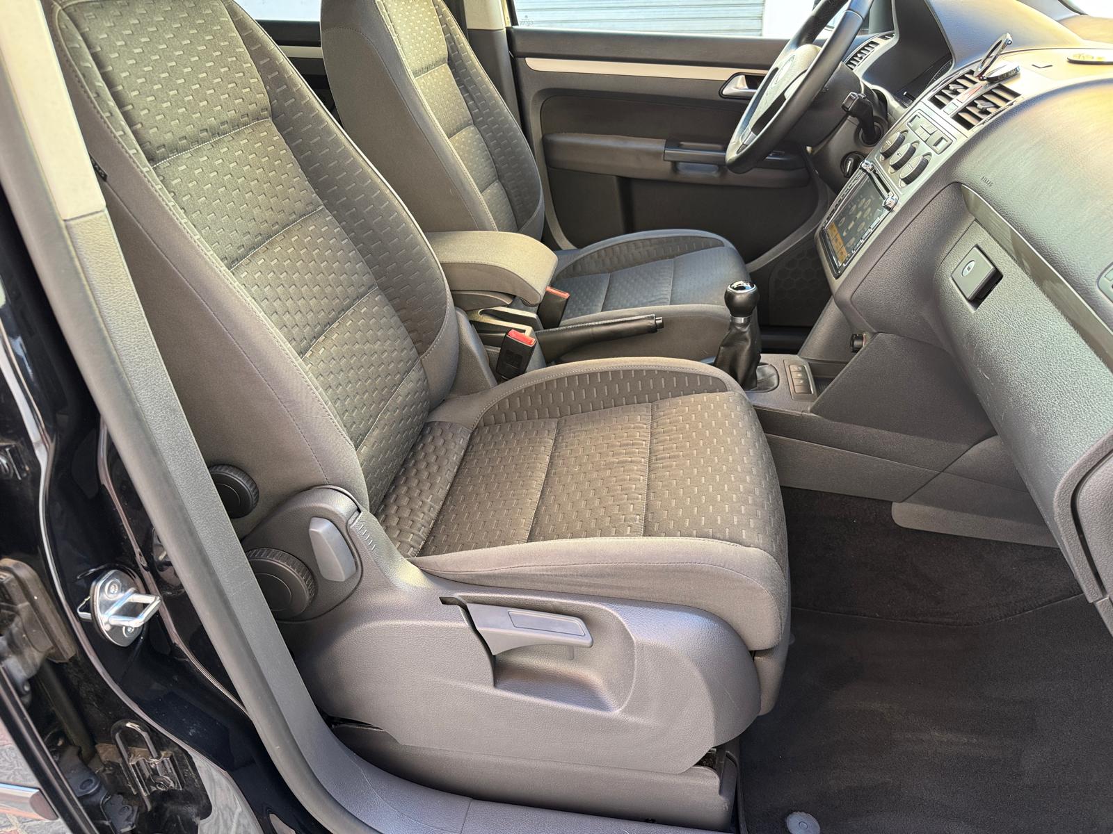 VOLKSWAGEN TOURAN TRAVELLER 2.0 TDI 140 CV 5 PLAZAS