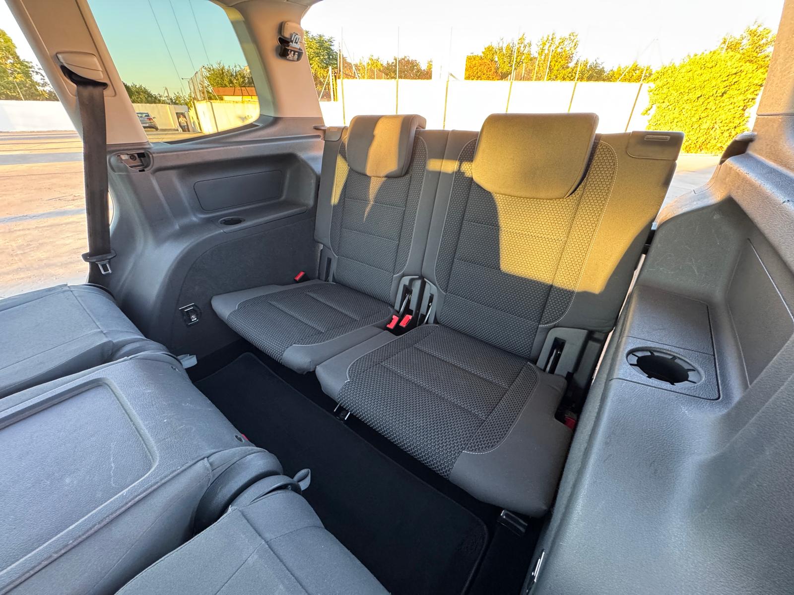 VOLKSWAGEN TOURAN ADVANCE 7 PLAZAS 2.0 TDI 140 CV DSG 