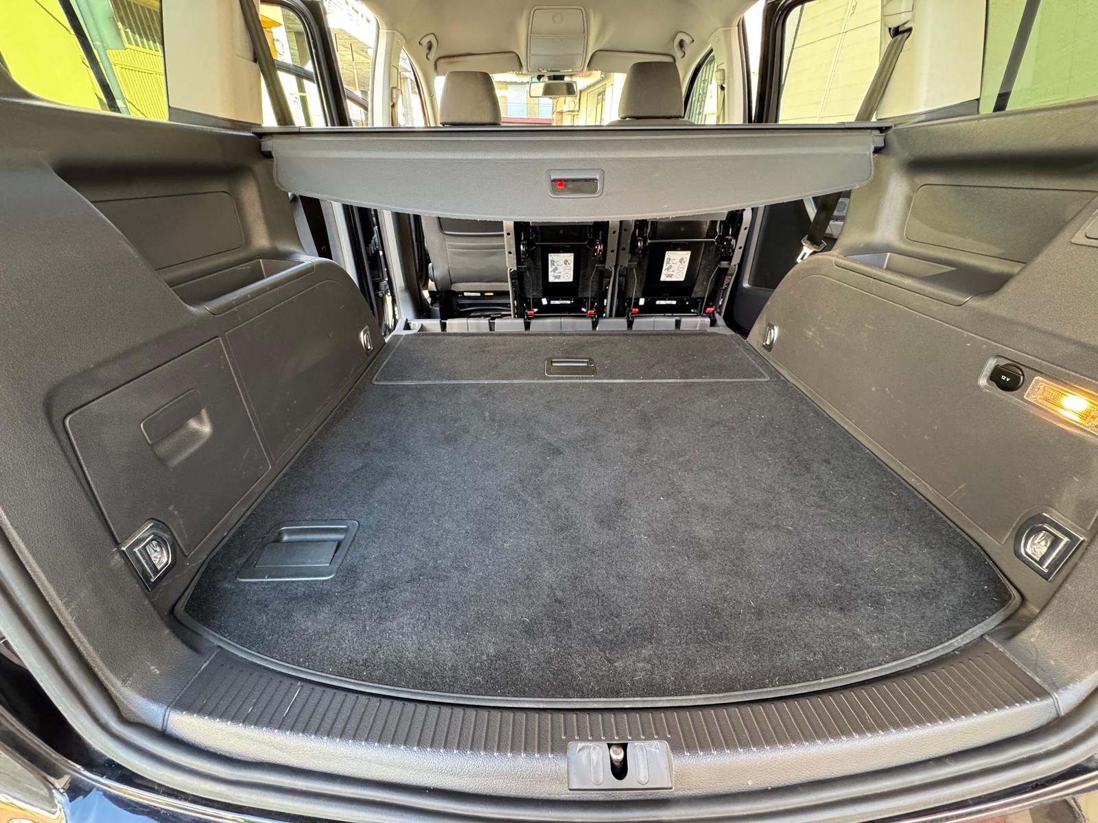 VOLKSWAGEN TOURAN TRAVELLER 2.0 TDI 140 CV 5 PLAZAS