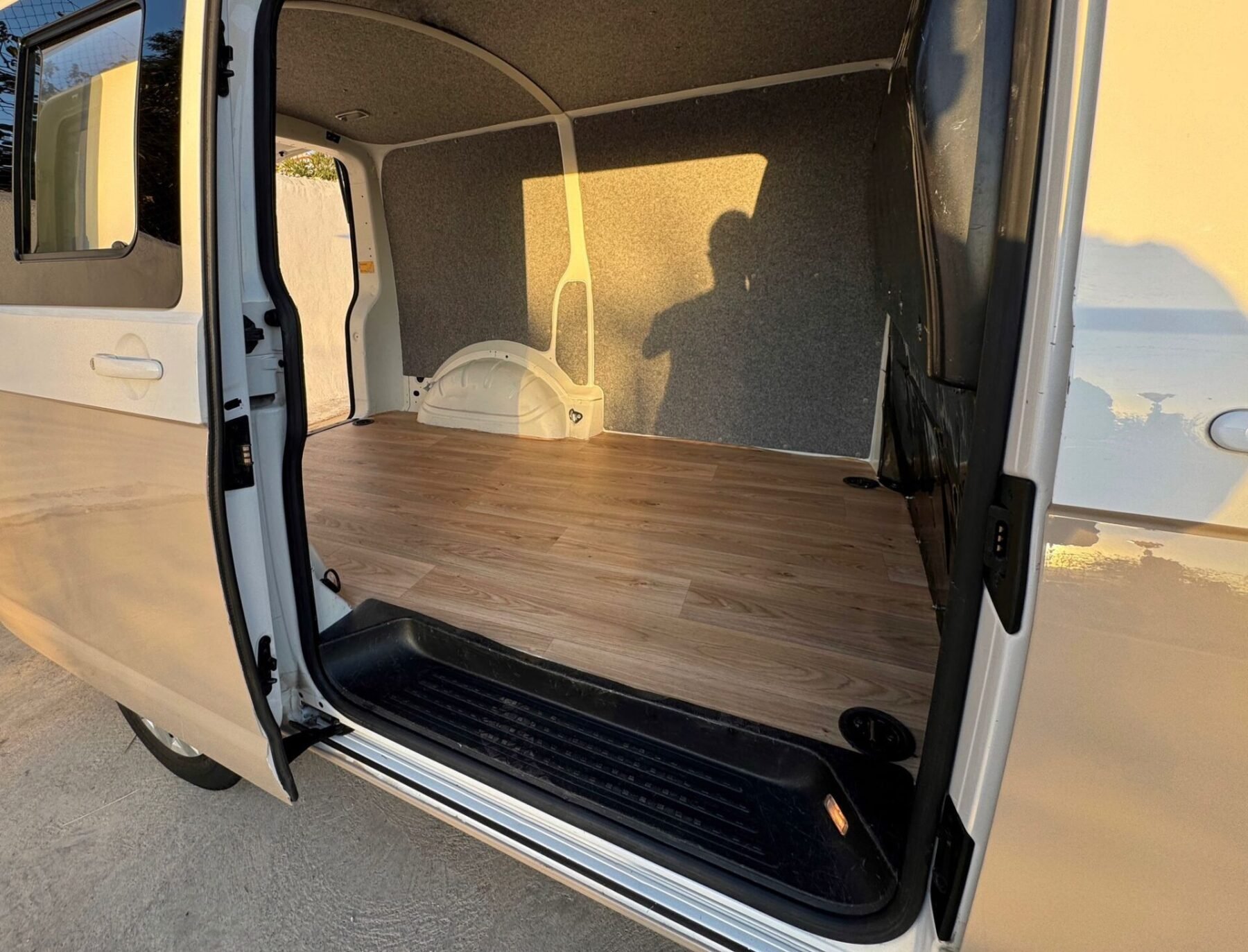 VOLKSWAGEN TRANSPORTER T6 2.0 TDI 100 CV