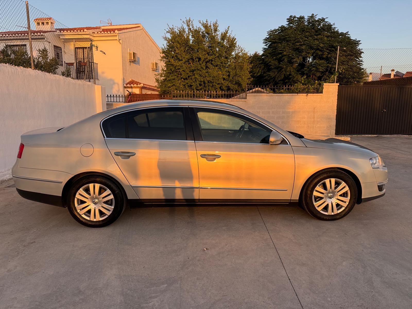 VOLKSWAGEN Passat HIGHLINE 2.0 TDI 170 CV 
