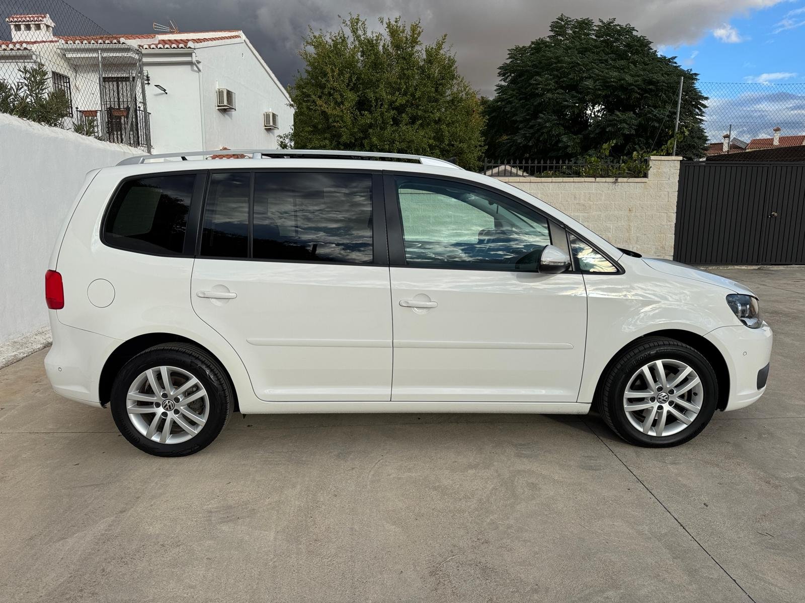 VOLKSWAGEN TOURAN ADVANCE 7 PLAZAS 1.6 TDI 105 CV 