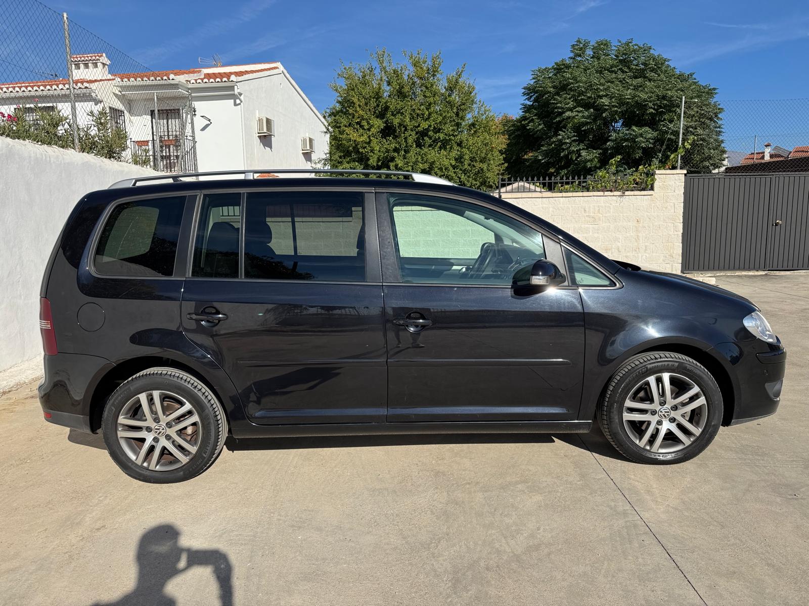 VOLKSWAGEN TOURAN TRAVELLER 2.0 TDI 140 CV 5 PLAZAS