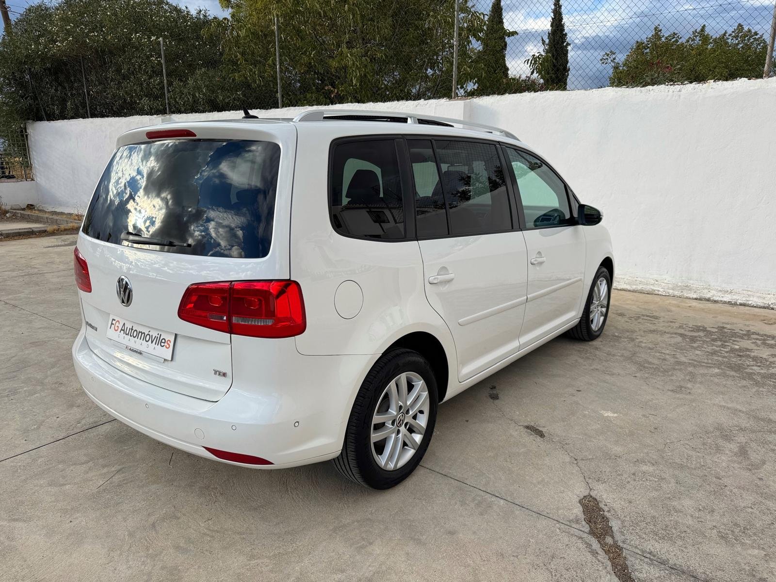 VOLKSWAGEN TOURAN ADVANCE 7 PLAZAS 1.6 TDI 105 CV 