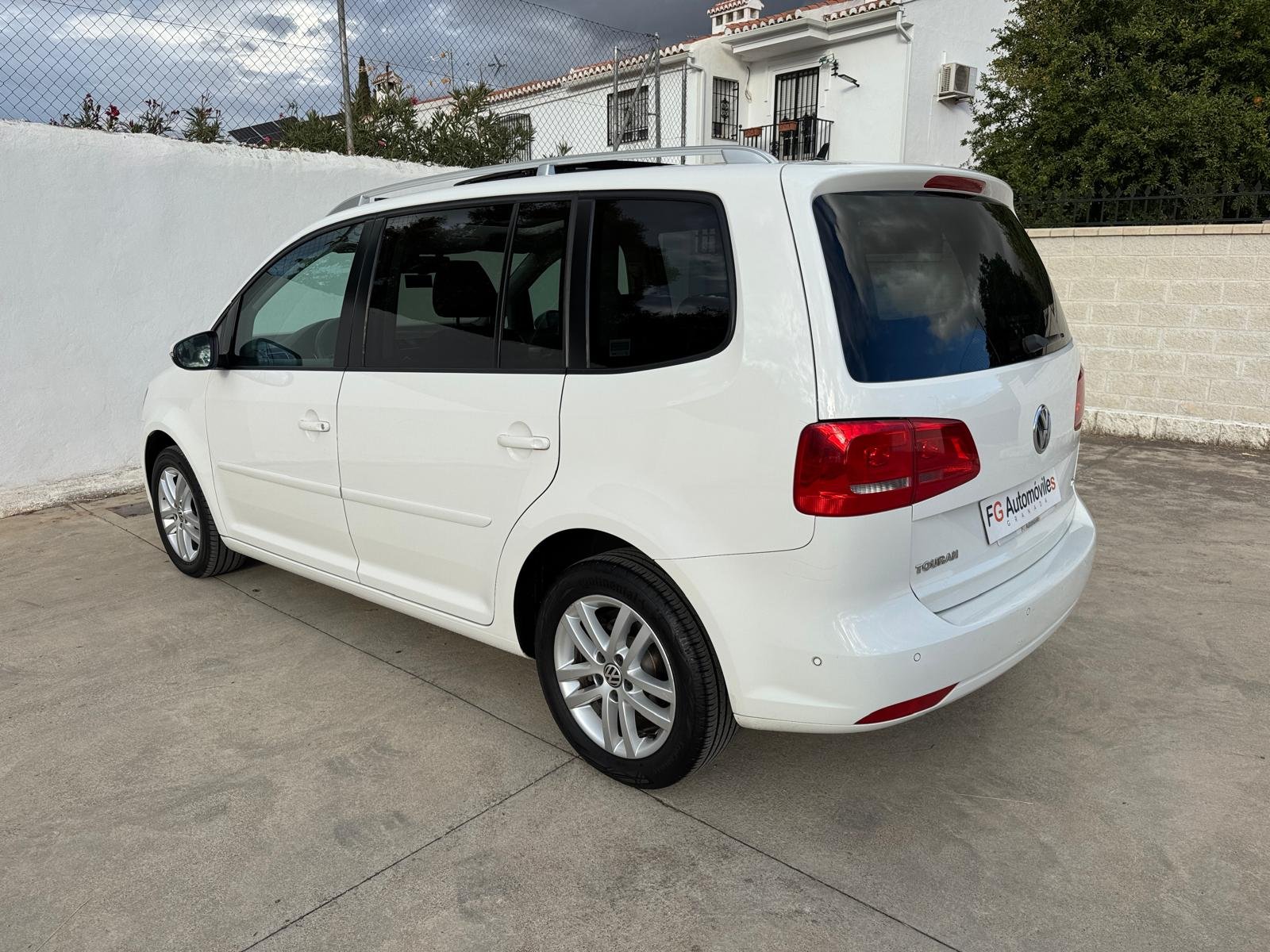 VOLKSWAGEN TOURAN ADVANCE 7 PLAZAS 1.6 TDI 105 CV 