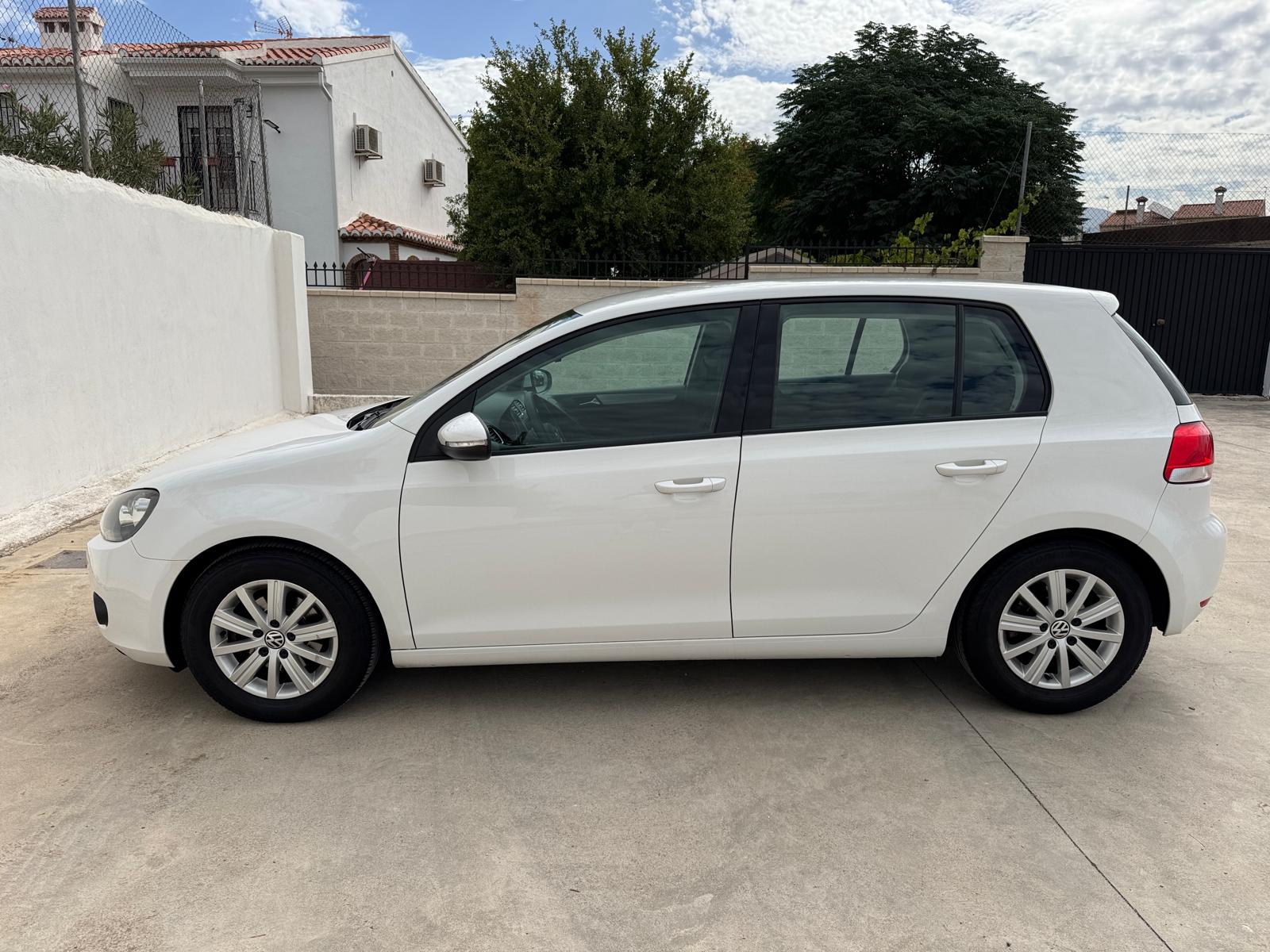 VOLKSWAGEN Golf VI ADVANCE 2.0 TDI 110 CV 