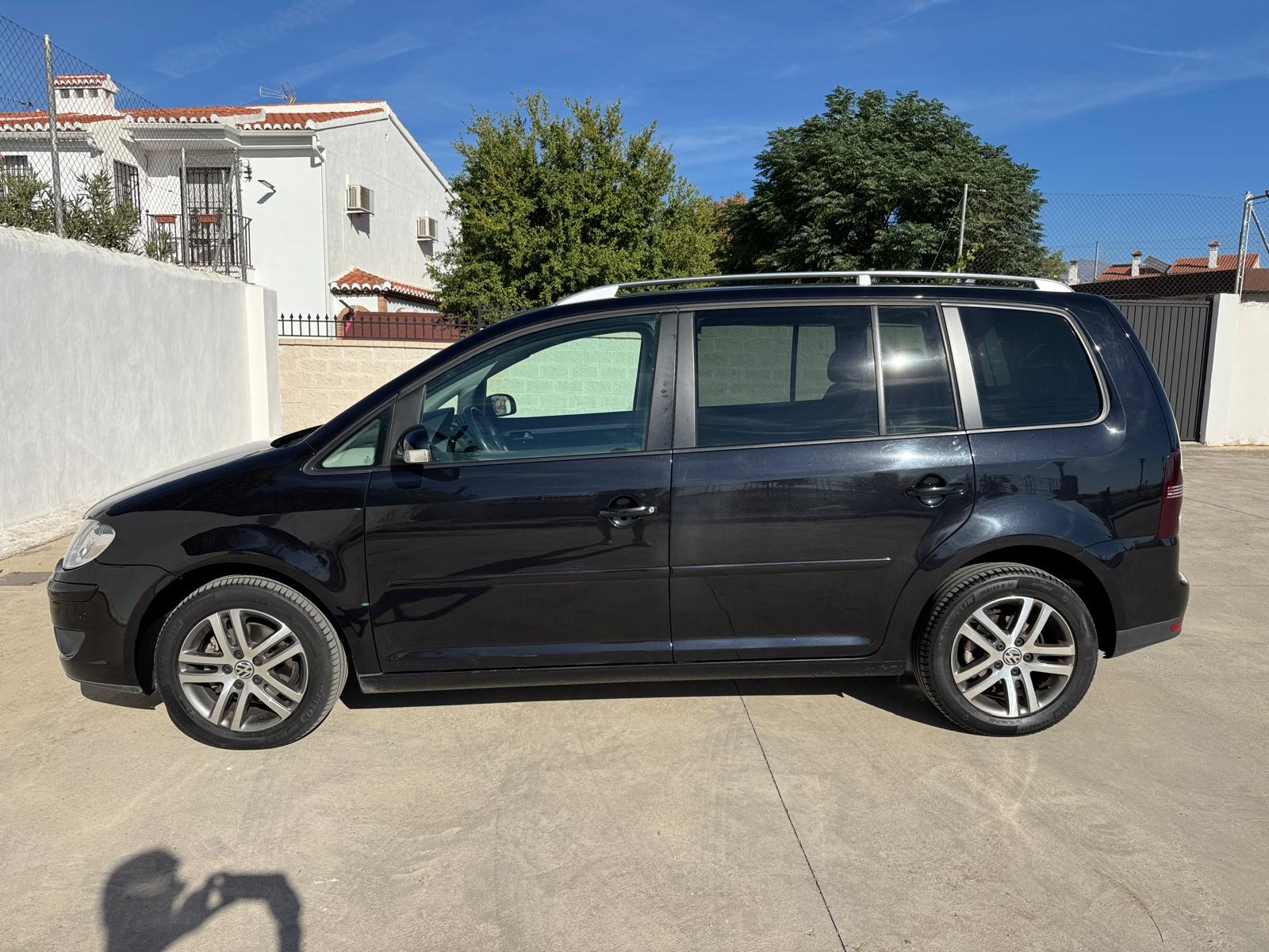 VOLKSWAGEN TOURAN TRAVELLER 2.0 TDI 140 CV 5 PLAZAS