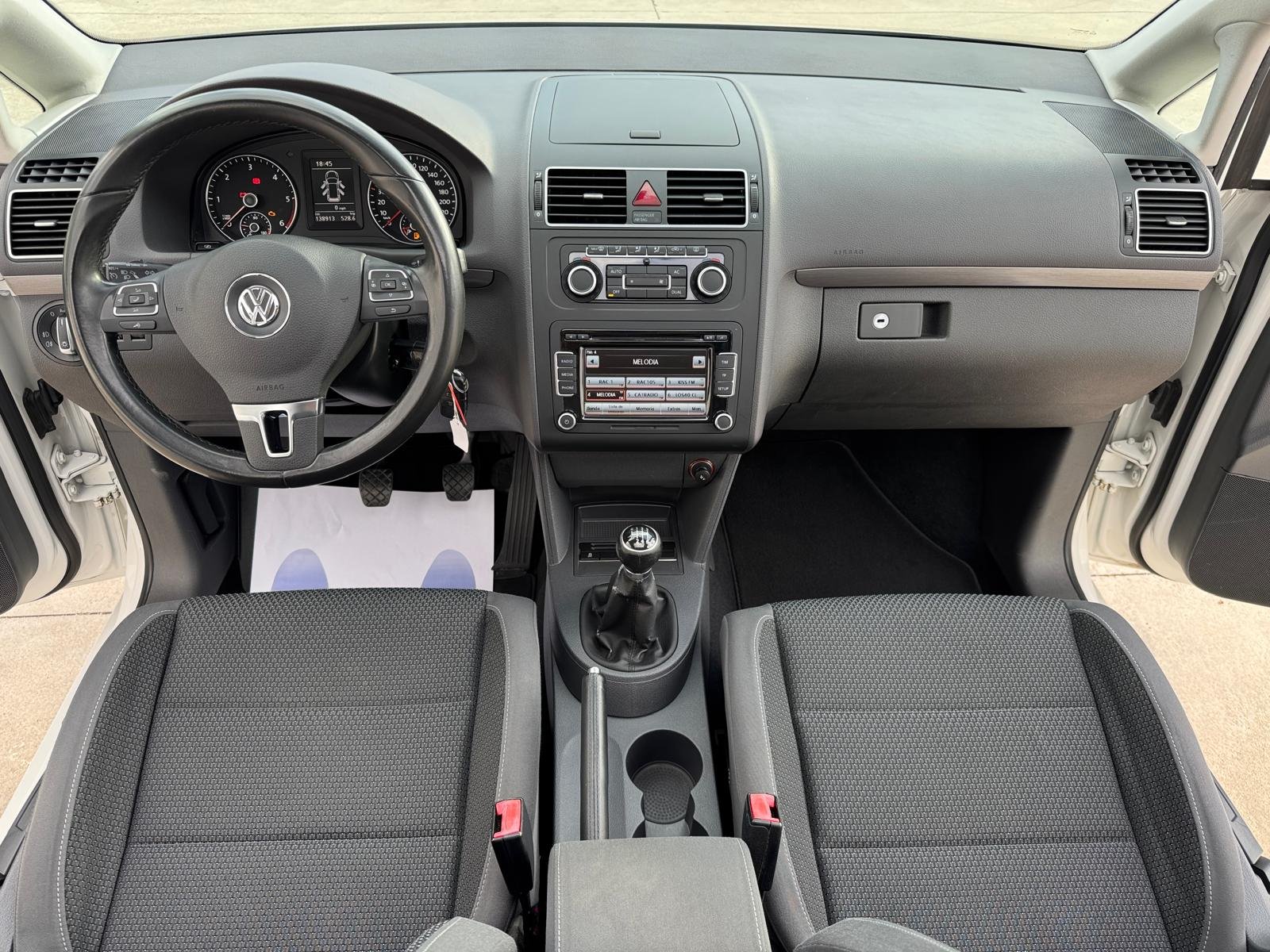 VOLKSWAGEN TOURAN ADVANCE 7 PLAZAS 1.6 TDI 105 CV 