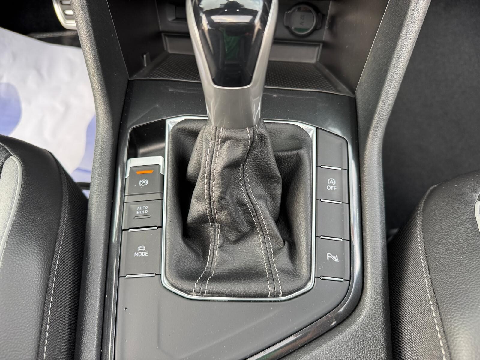 VOLKSWAGEN TIGUAN R-LINE 2.0 TDI 150 CV DSG7