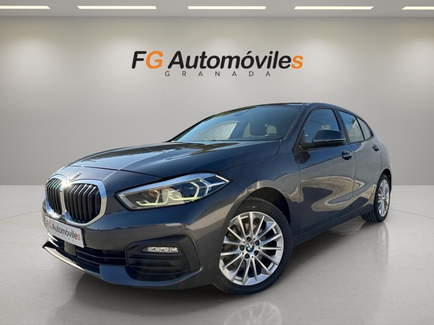 BMW Serie 1 118d 150 CV BUSINESS AUTOMÁTICO