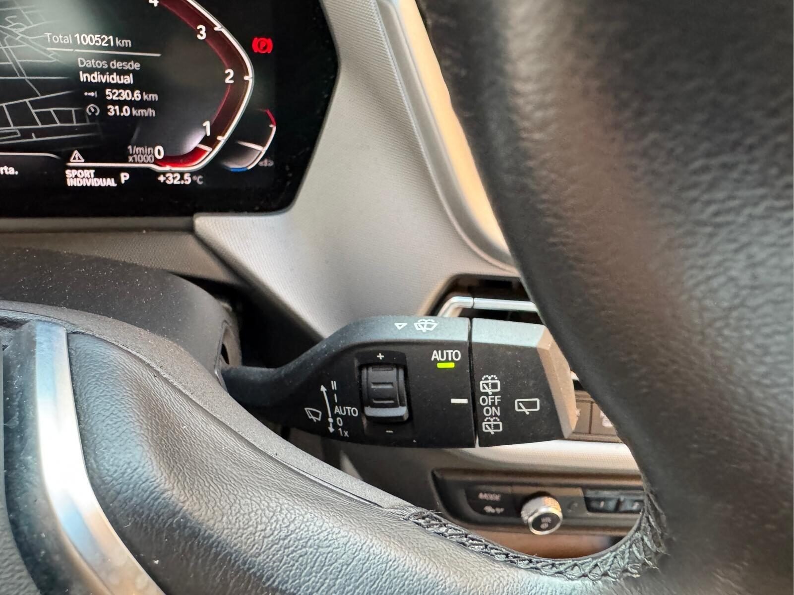 BMW Serie 1 118d 150 CV BUSINESS AUTOMÁTICO