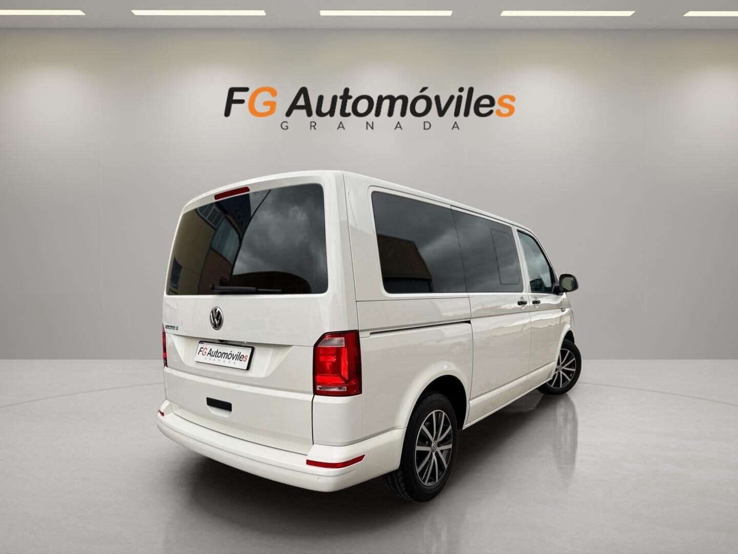 VOLKSWAGEN MULTIVAN TRENDLINE 7 PLAZAS 2.0 TDI 150 CV
