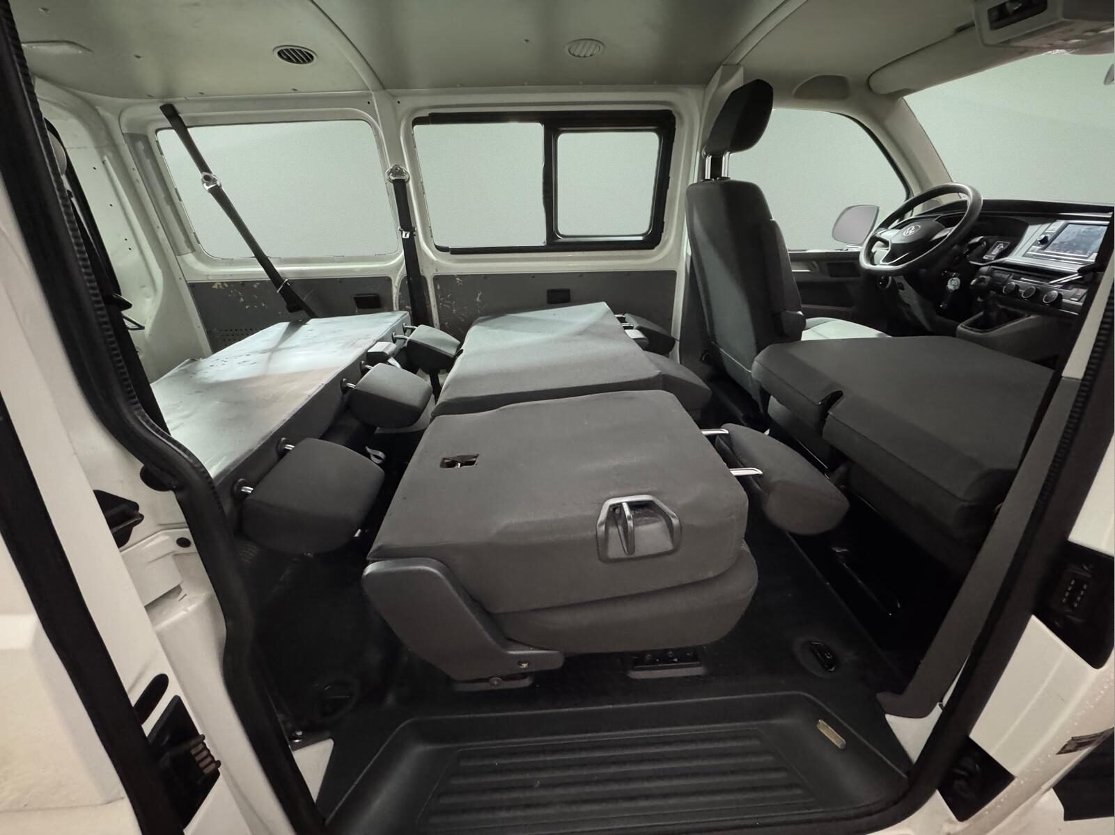 VOLKSWAGEN TRANSPORTER T6.1 2.0 TDI 110 CV 9 PLAZAS