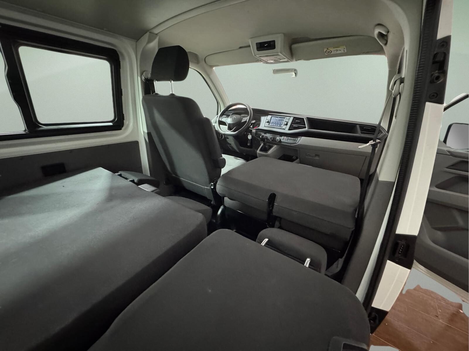 VOLKSWAGEN TRANSPORTER T6.1 2.0 TDI 110 CV 9 PLAZAS