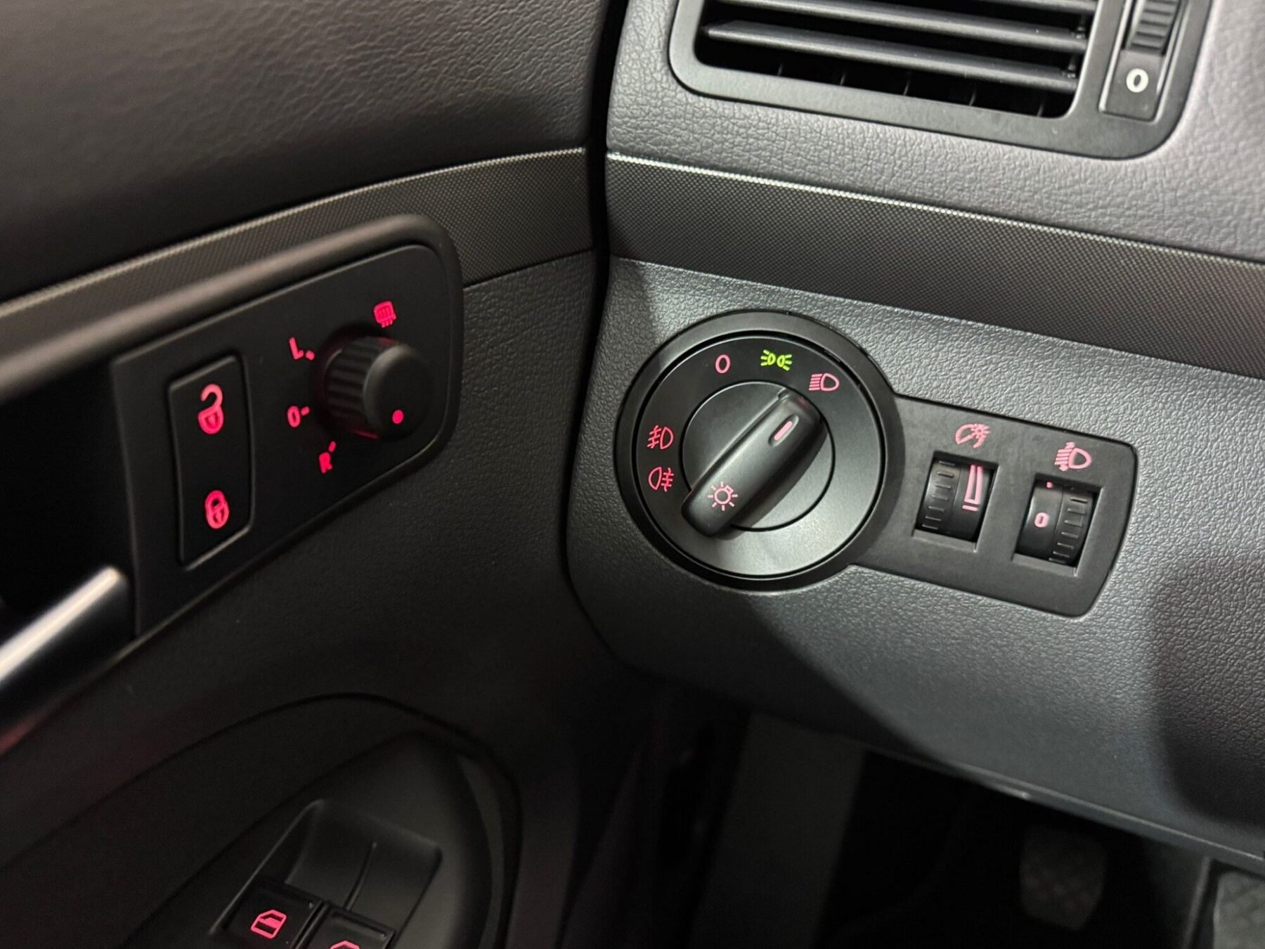 VOLKSWAGEN TOURAN EDITION 5 PLAZAS 1.9 TDI 105 CV