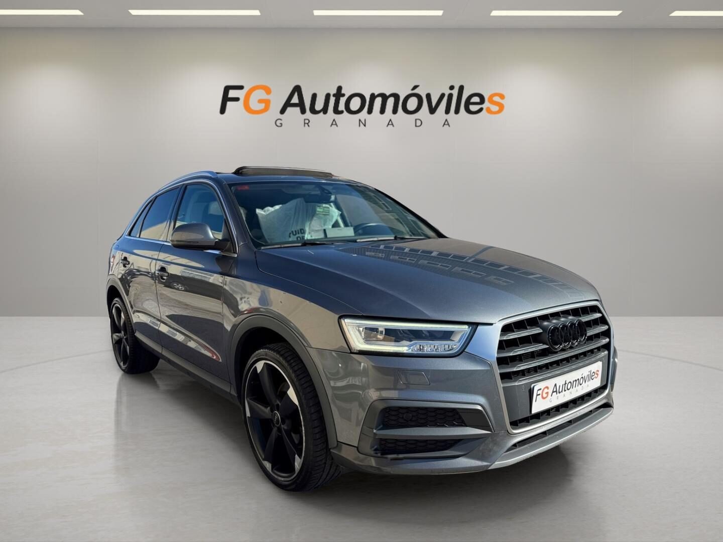 AUDI Q3 DESIGN 2.0 TDI 150 CV