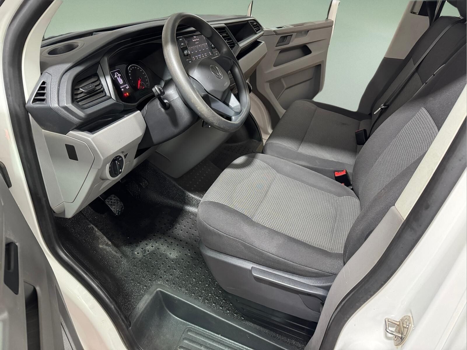 VOLKSWAGEN TRANSPORTER T6.1 2.0 TDI 110 CV 9 PLAZAS