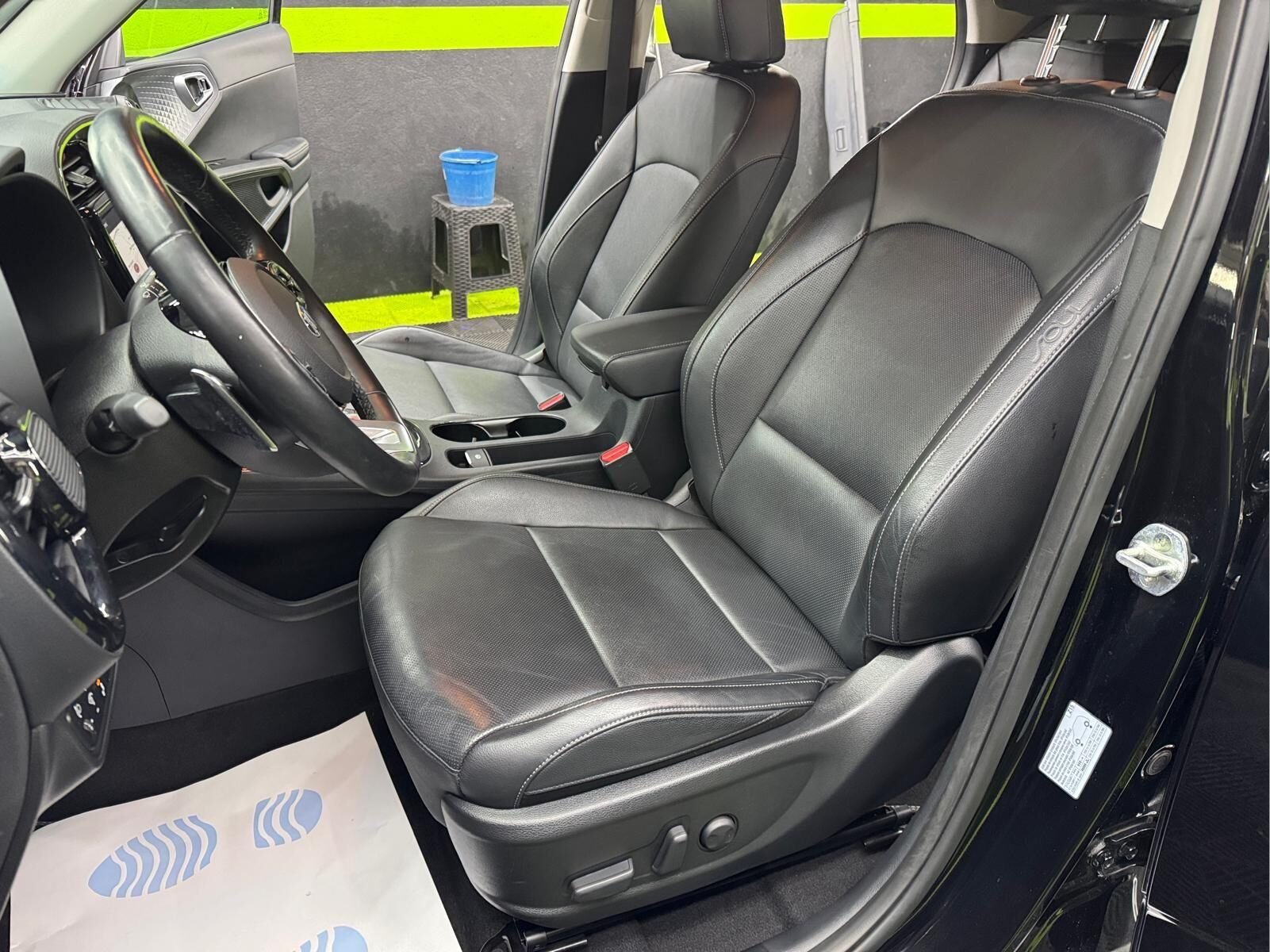 KIA e-SOUL Eléctrico 204cv 150kWh Emotion Long Range