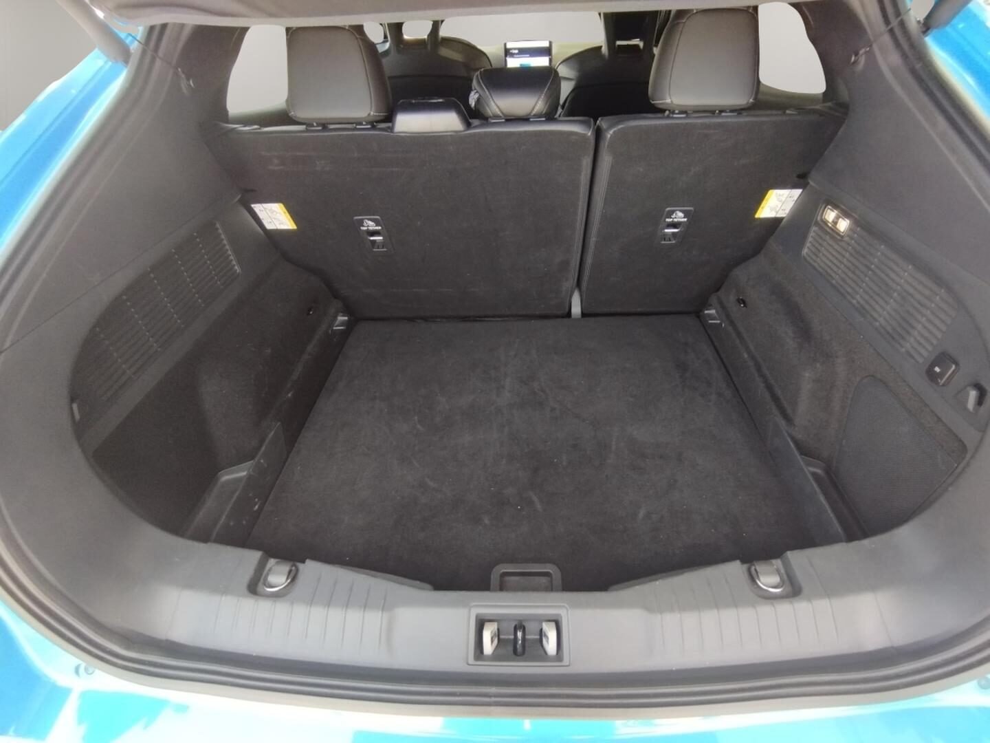 FORD Mustang MACH-E GT AWD · 358 kW (487 CV)