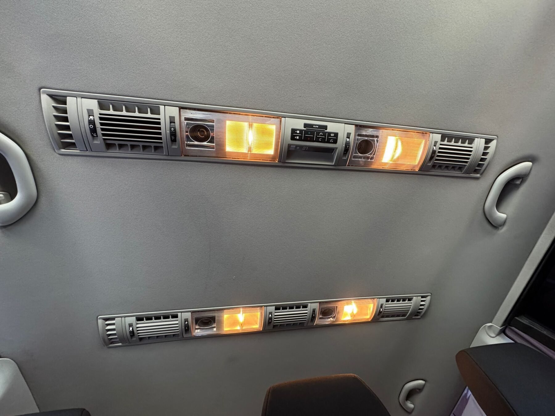 VOLKSWAGEN T6 CARAVELLE TRENDLINE 8 PLAZAS 2.0 TDI 150 CV