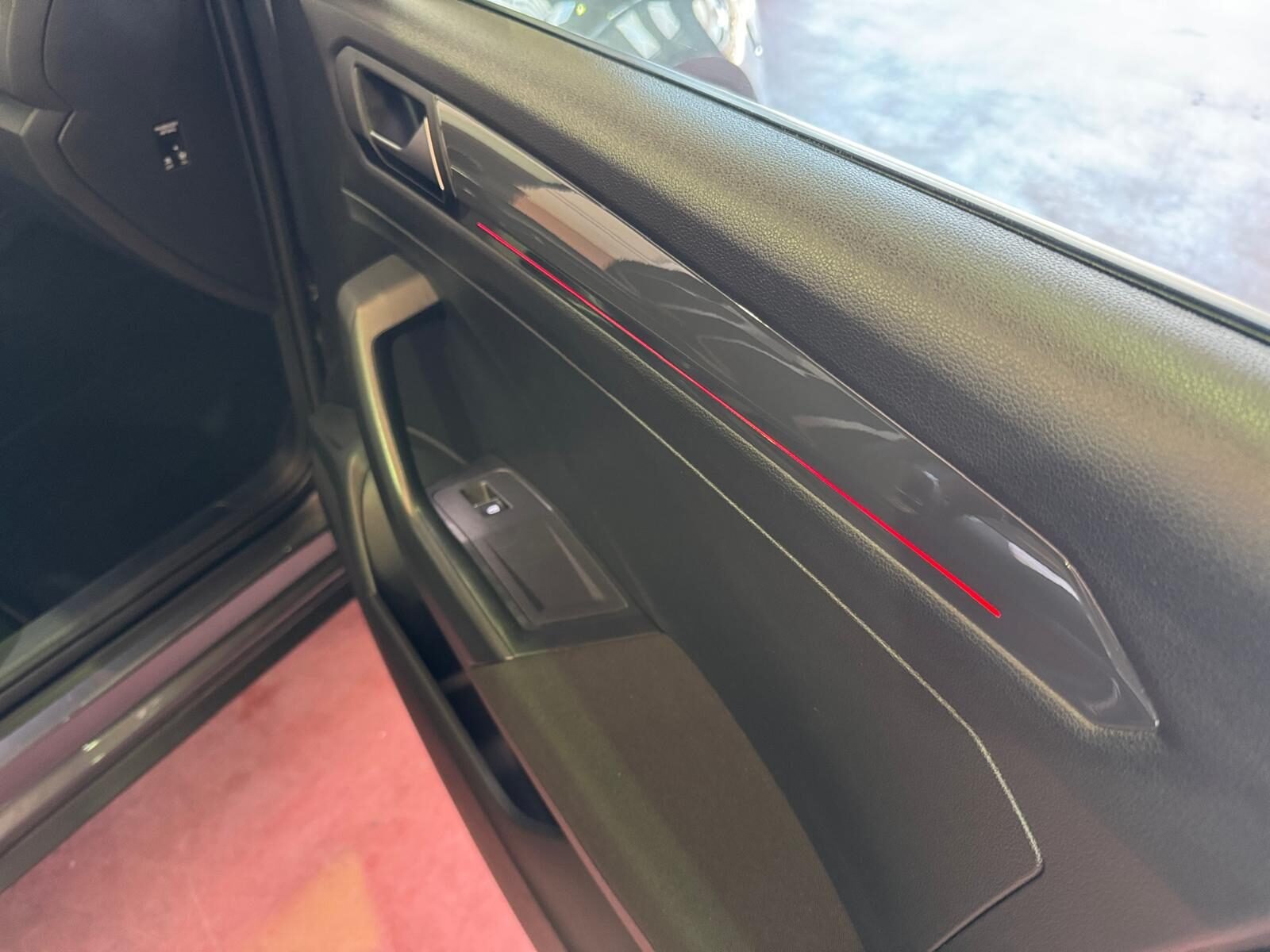 VOLKSWAGEN T-ROC SPORT 2.0 TDI 150 CV DSG7