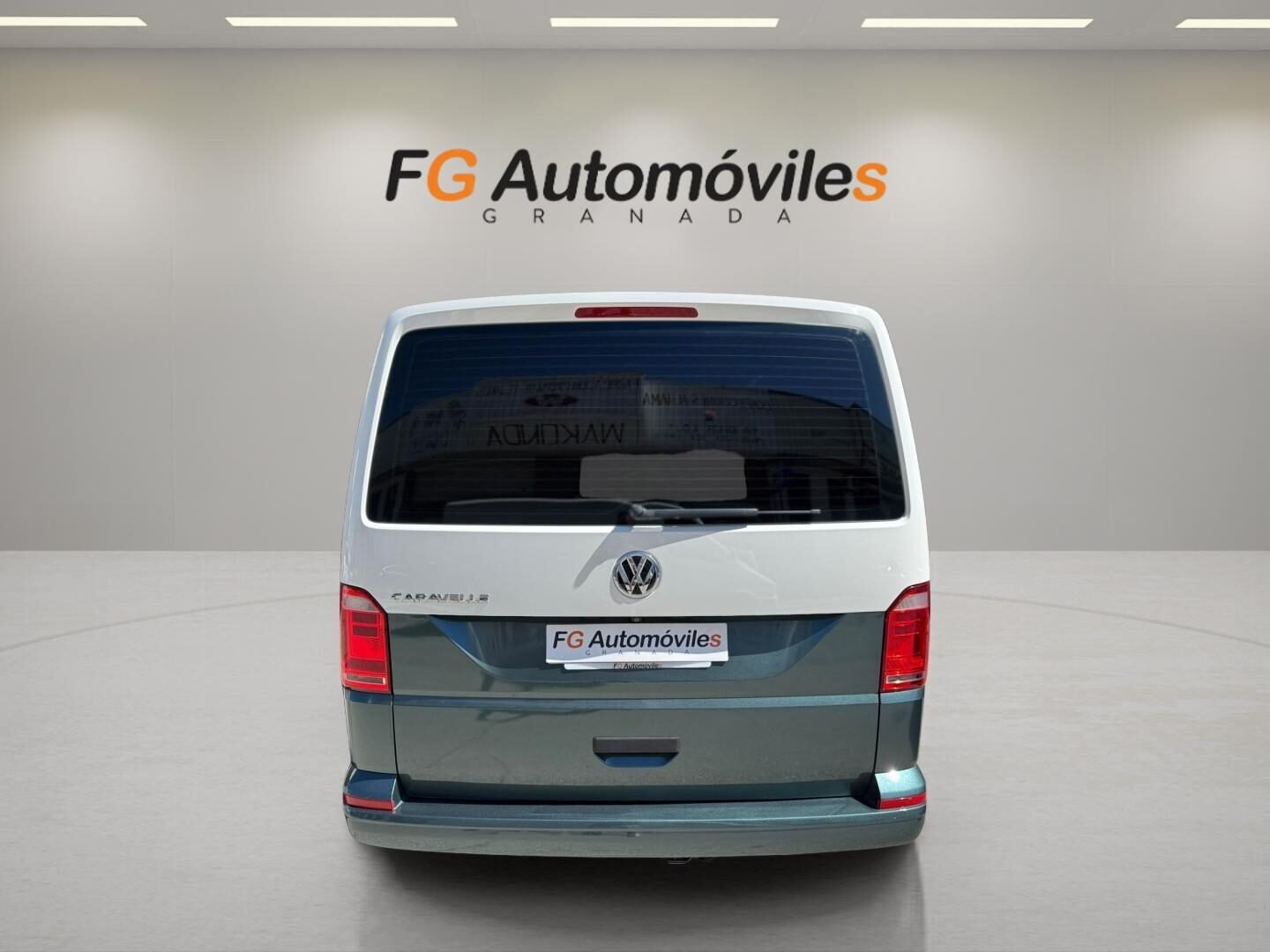 VOLKSWAGEN T6 CARAVELLE TRENDLINE 8 PLAZAS 2.0 TDI 150 CV