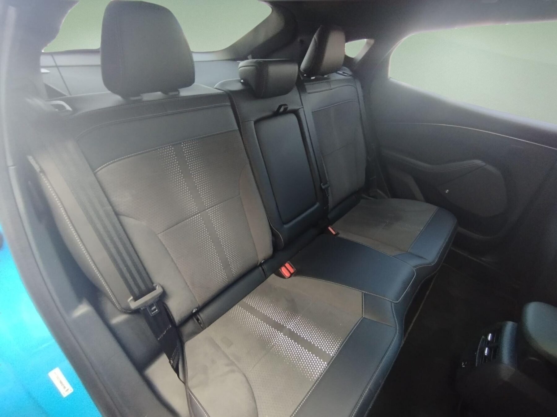 FORD Mustang MACH-E GT AWD · 358 kW (487 CV)