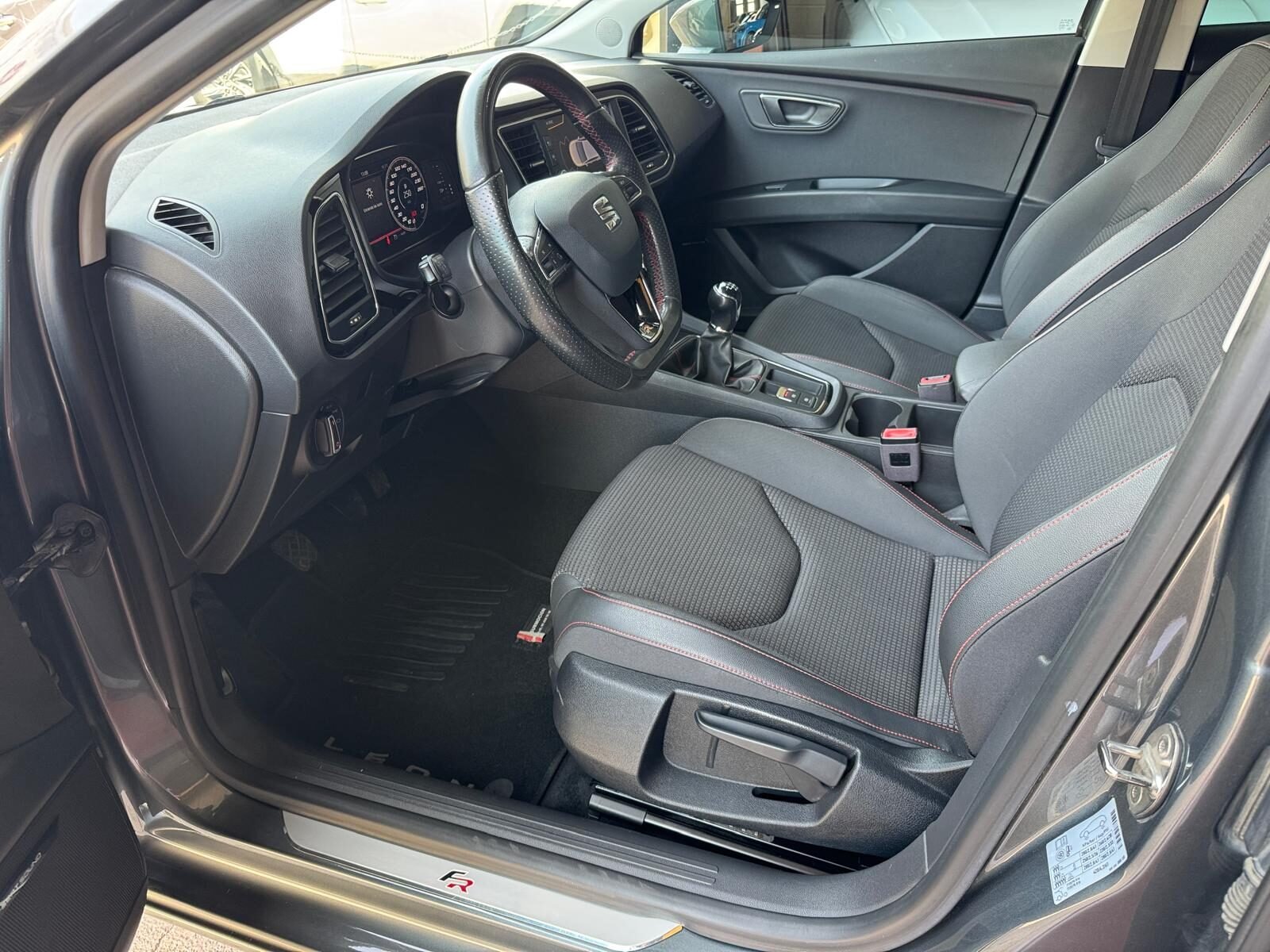 SEAT LEON FR 2.0 TDI 184 CV 