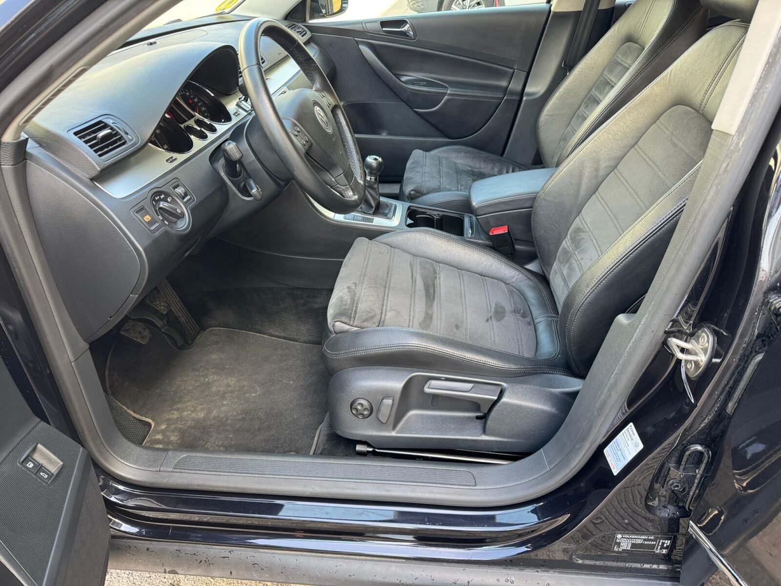 VOLKSWAGEN Passat HIGHLINE 2.0 TDI 140 CV 