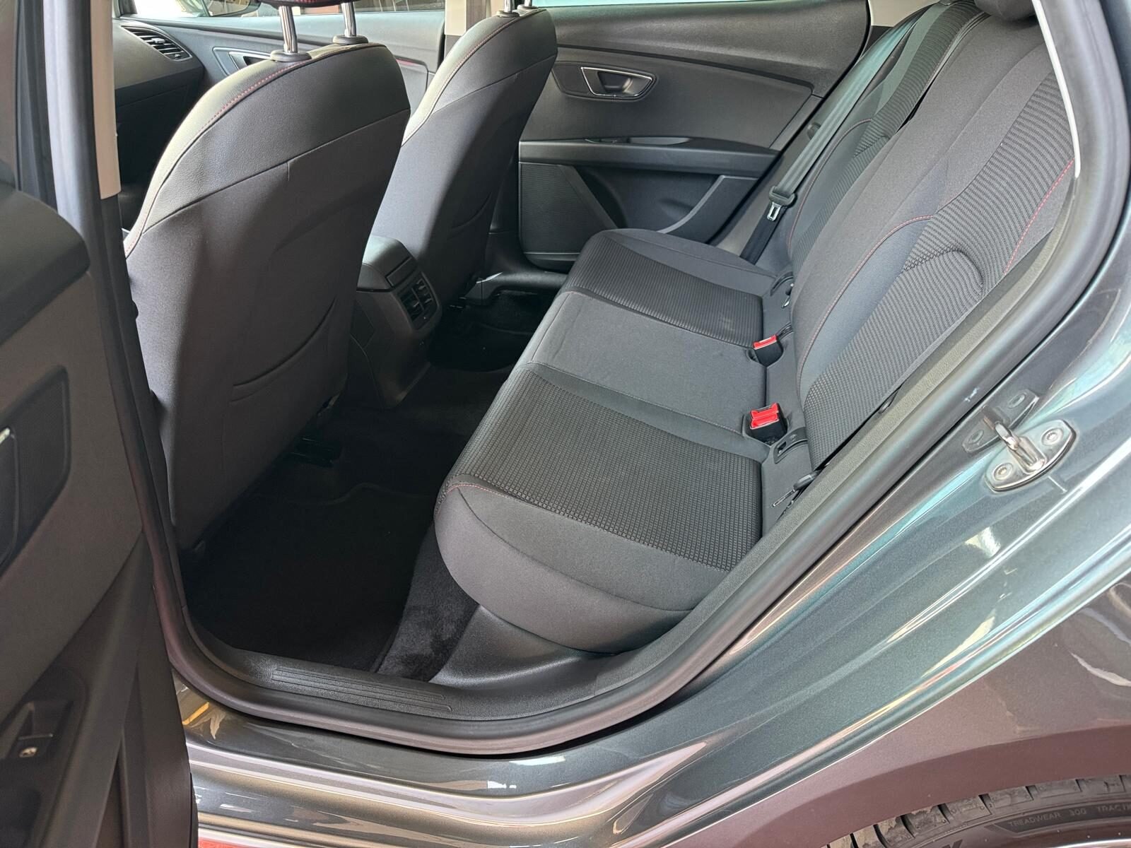 SEAT LEON FR 2.0 TDI 184 CV 