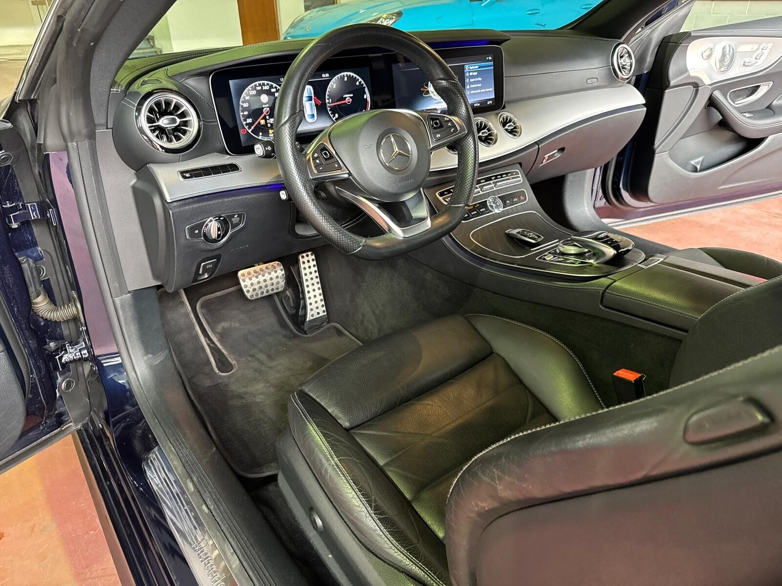 MERCEDES-BENZ CLASE E COUPÉ AMG LINE E220D 195 CV 