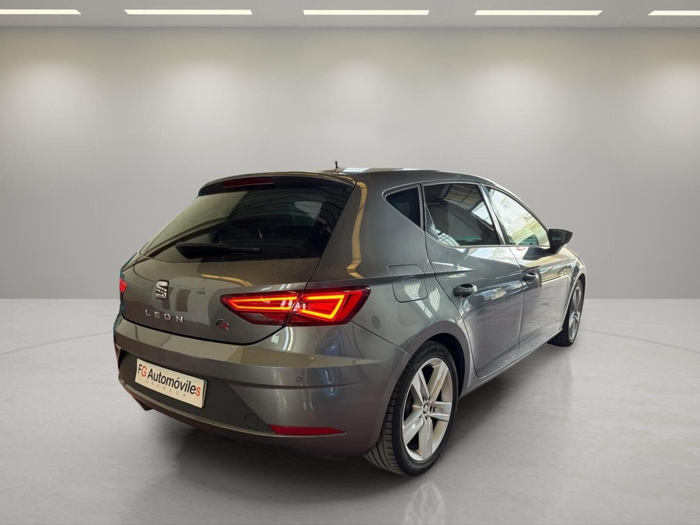 SEAT LEON FR 2.0 TDI 184 CV 