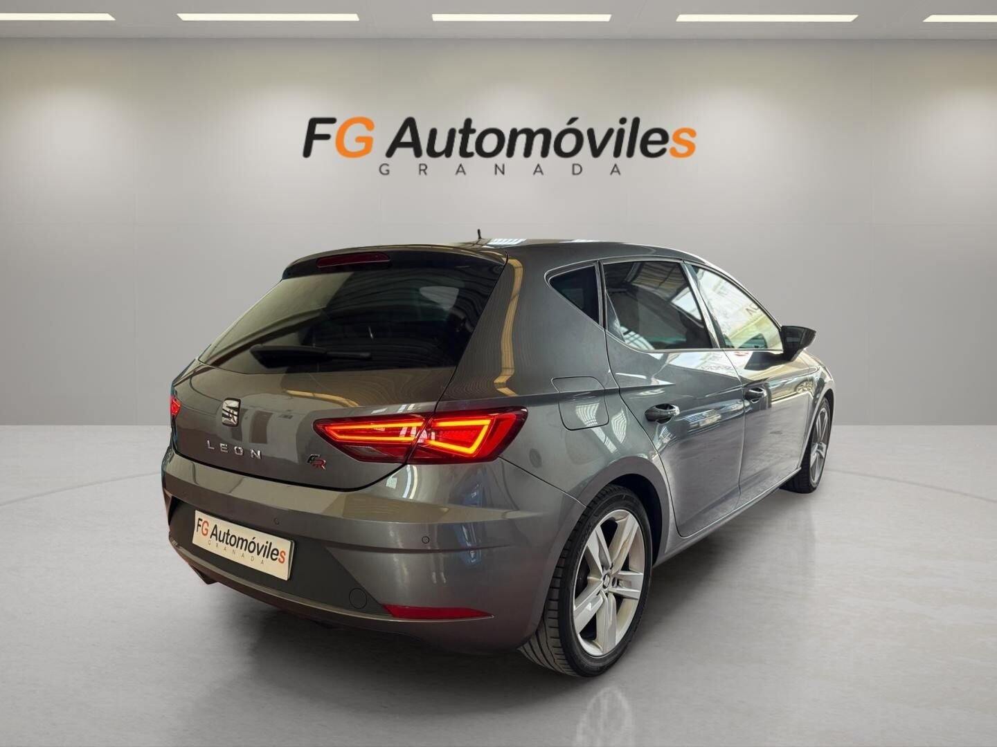 SEAT LEON FR 2.0 TDI 184 CV 
