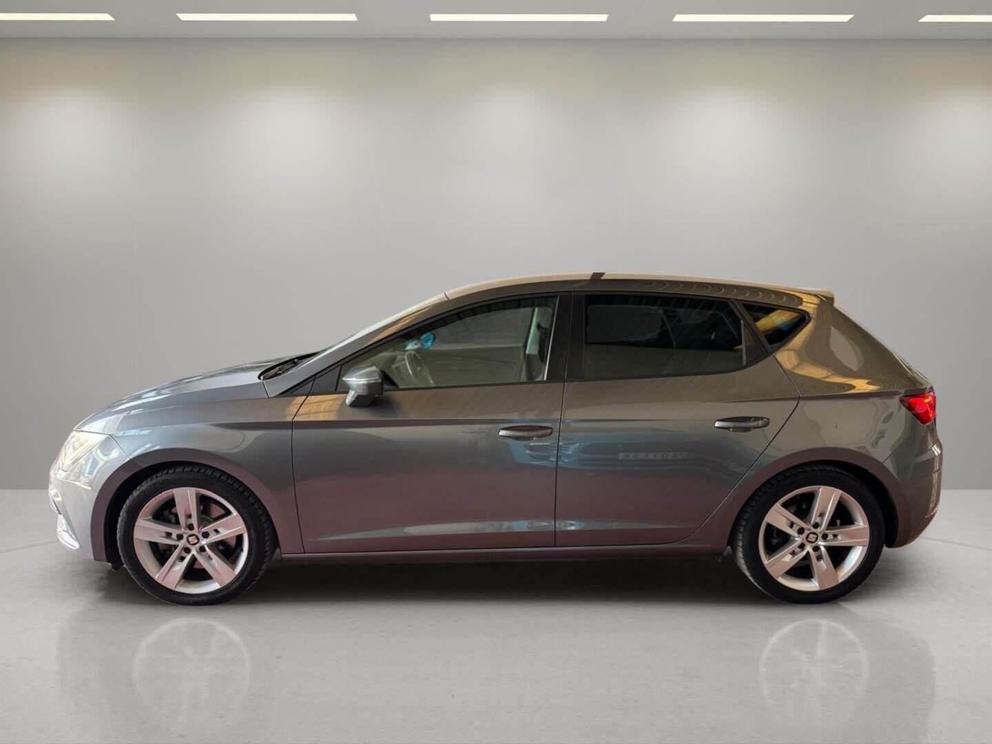 SEAT LEON FR 2.0 TDI 184 CV 