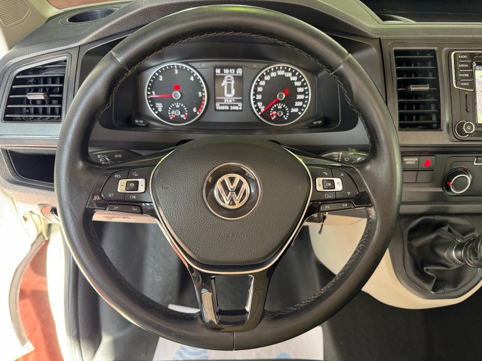 VOLKSWAGEN TRANSPORTER T6 CAJA LARGA 2.0 TDI 102 CV