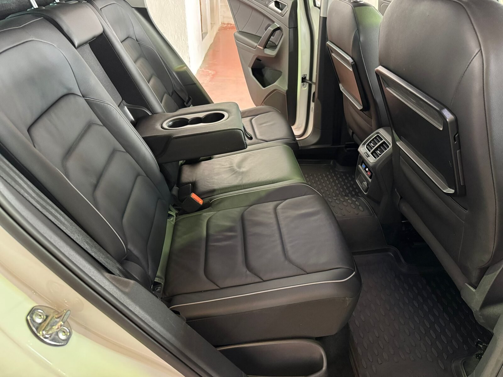 VOLKSWAGEN TIGUAN R-LINE 4Motion 2.0 TDI 190 CV DSG7
