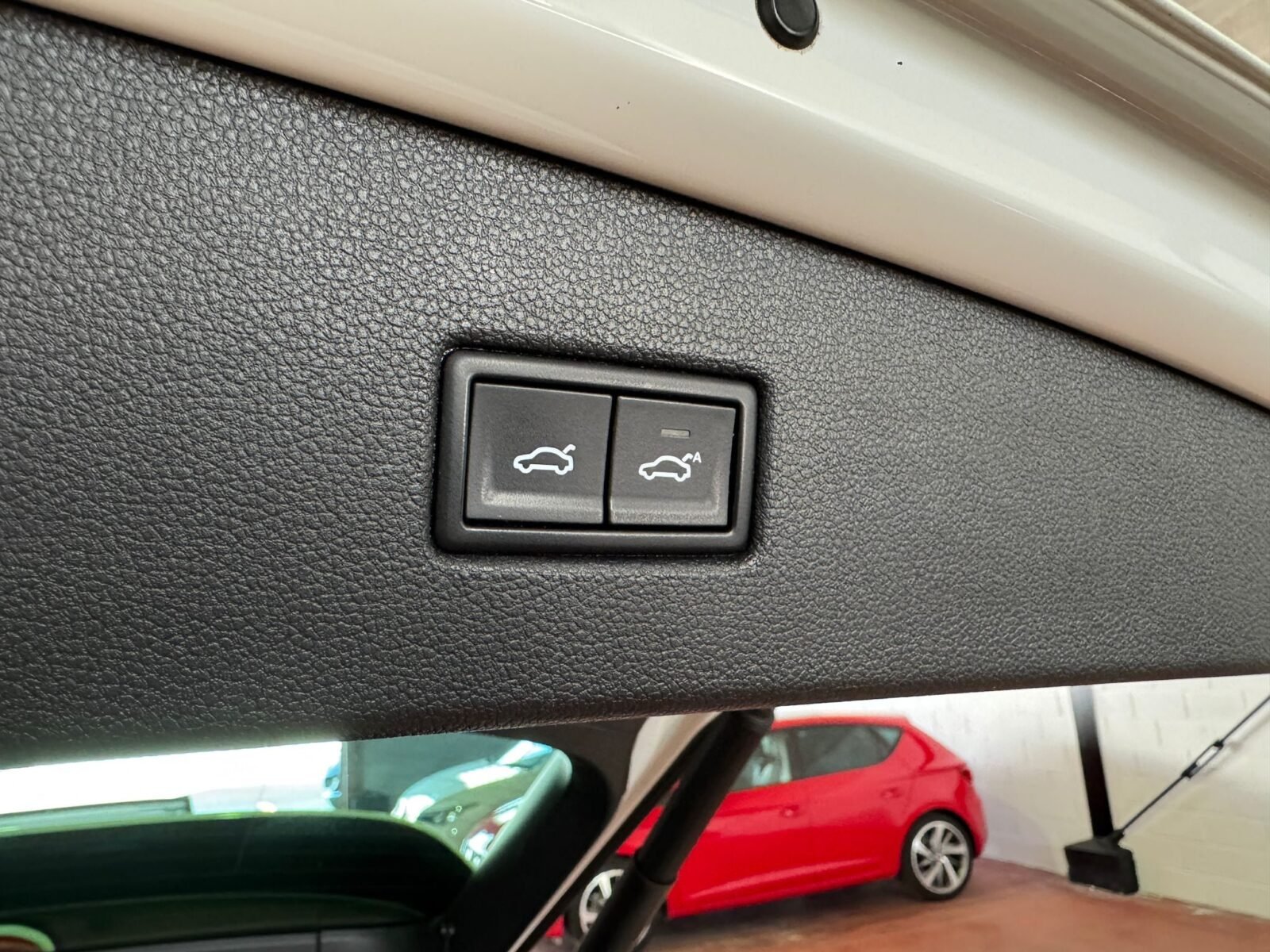 VOLKSWAGEN TIGUAN R-LINE 4Motion 2.0 TDI 190 CV DSG7