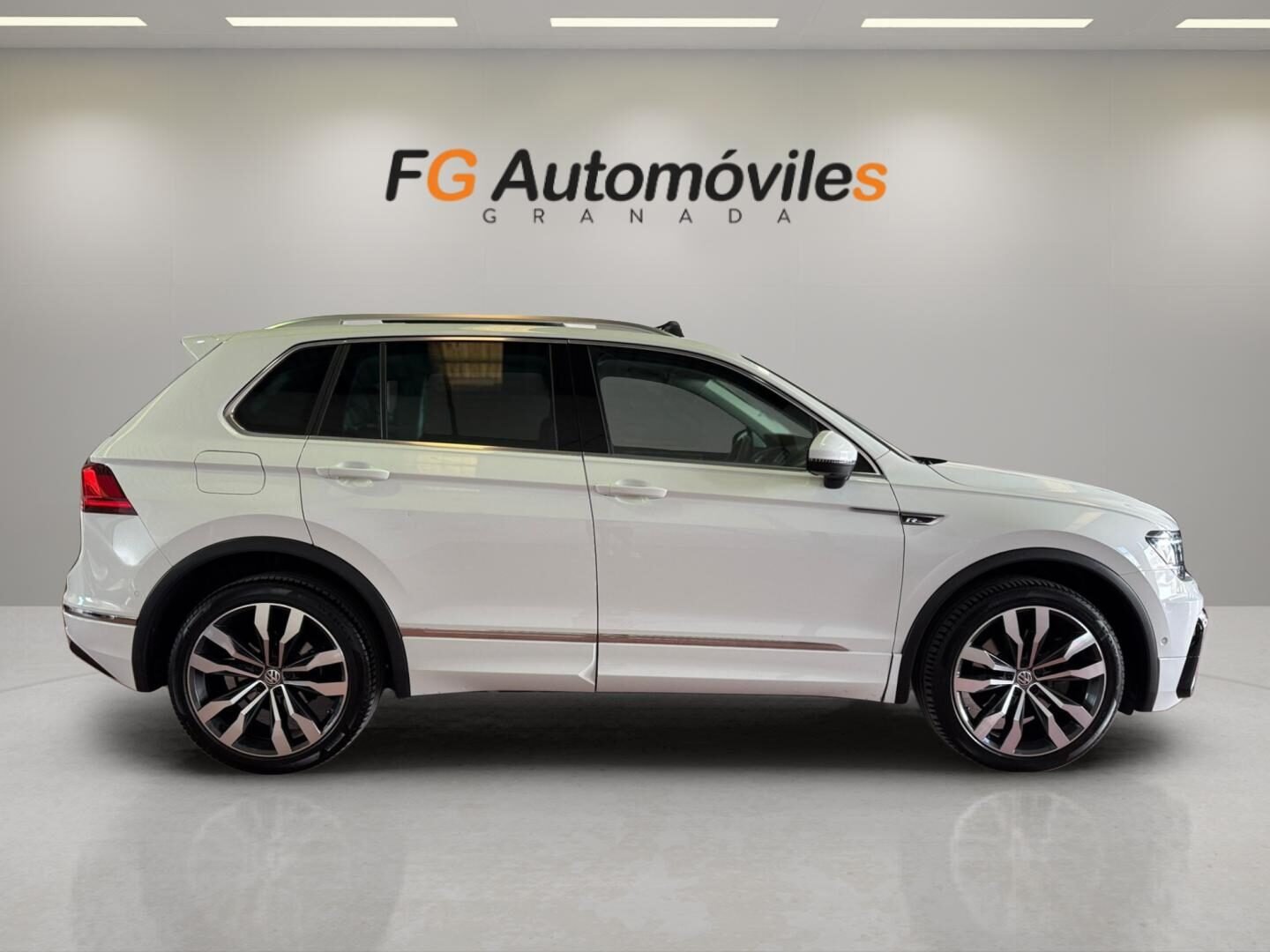 VOLKSWAGEN TIGUAN R-LINE 4Motion 2.0 TDI 190 CV DSG7