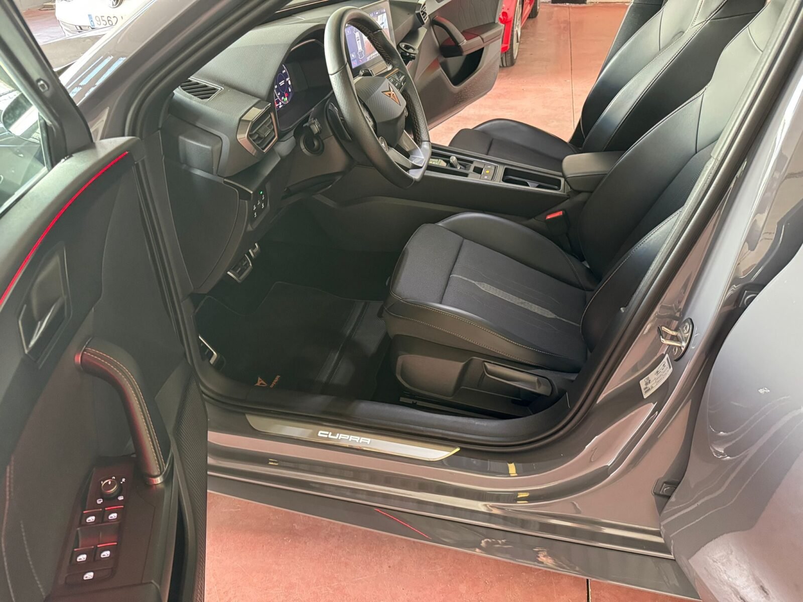 CUPRA LEON VZ 1.4 TSI 245 CV HÍBRIDO ENCHUFABLE