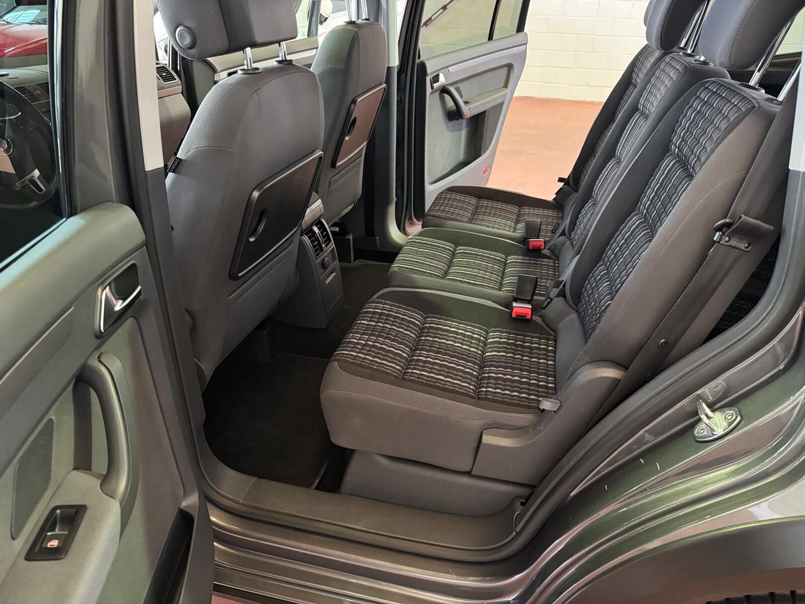 VOLKSWAGEN TOURAN CROSS 7 PLAZAS 2.0 TDI 140 CV DSG