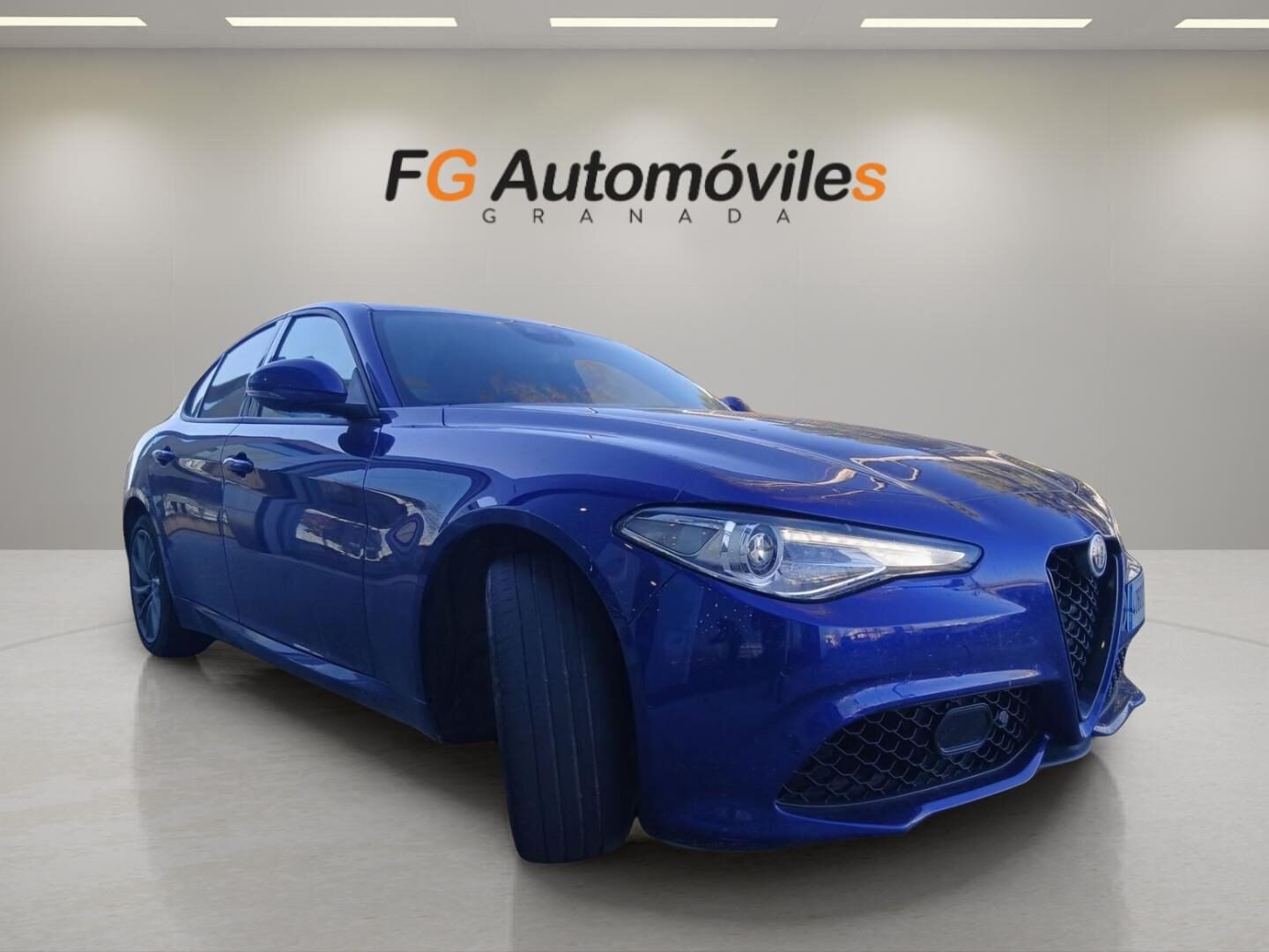 ALFA ROMEO GIULIA SPRINT RWD 2.0 TURBO 200 CV Automático
