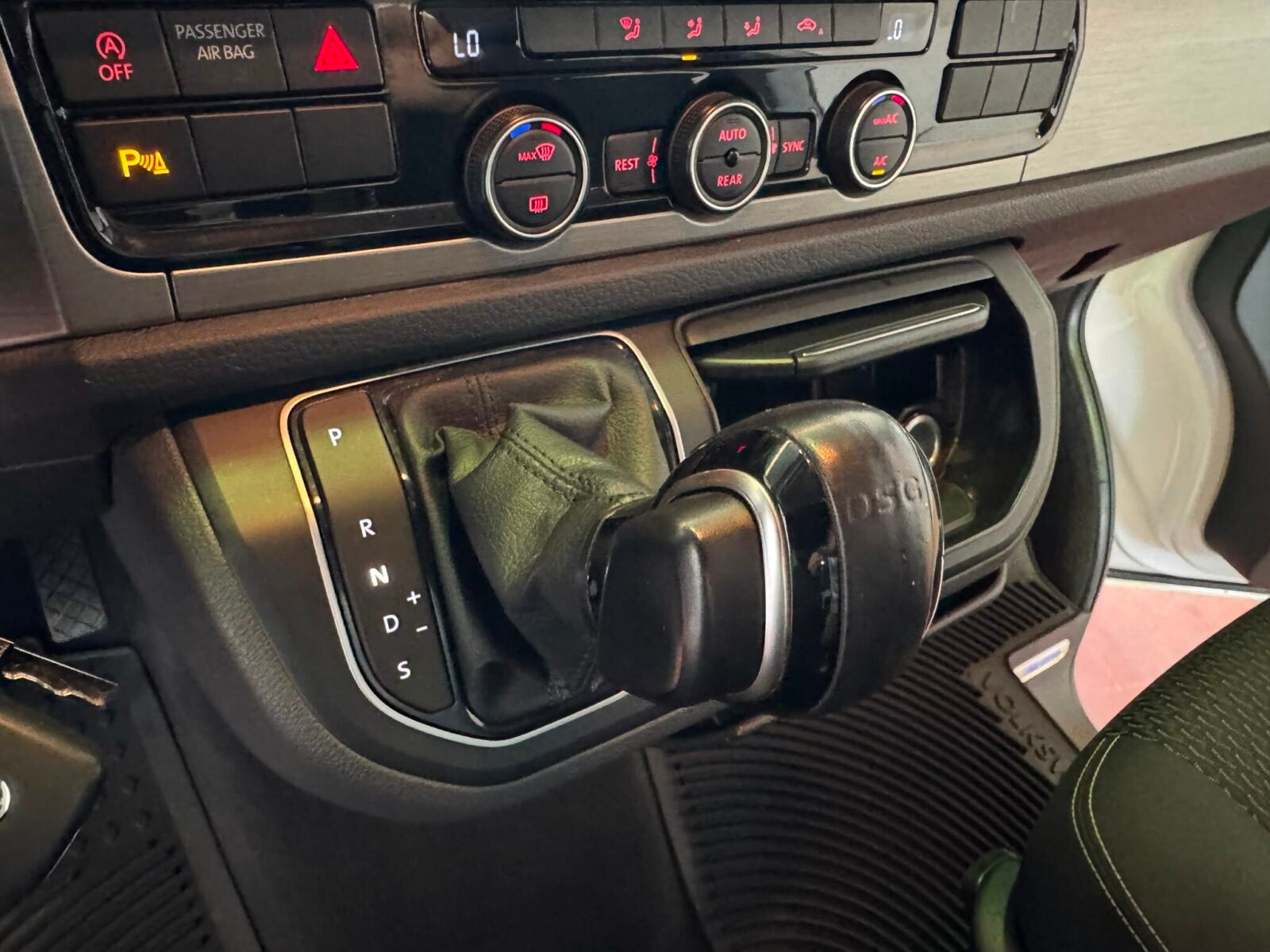 VOLKSWAGEN MULTIVAN T6 OUTDOOR 2.0 TDI 150 CV DSG7