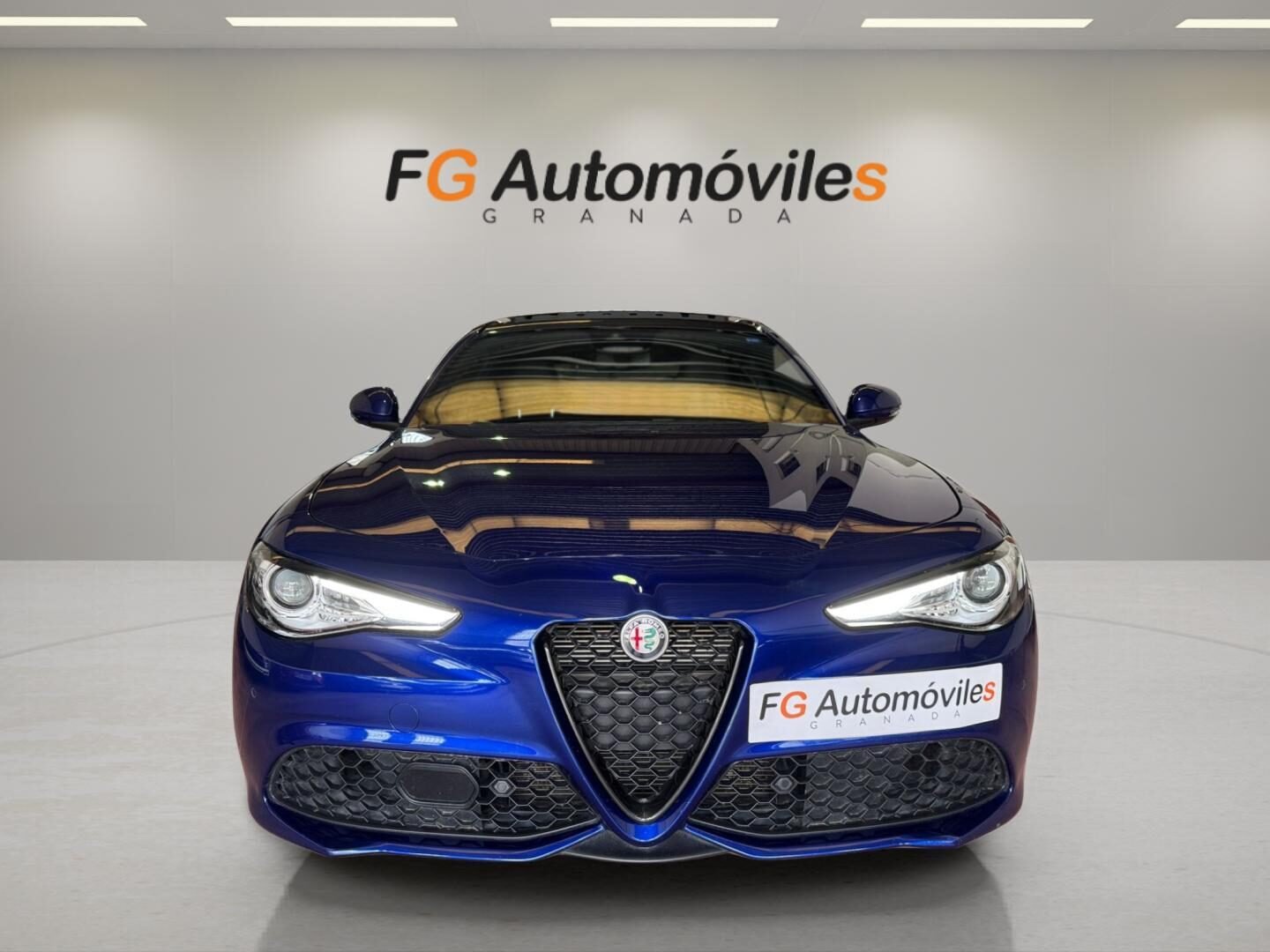 ALFA ROMEO GIULIA SPRINT RWD 2.0 TURBO 200 CV Automático