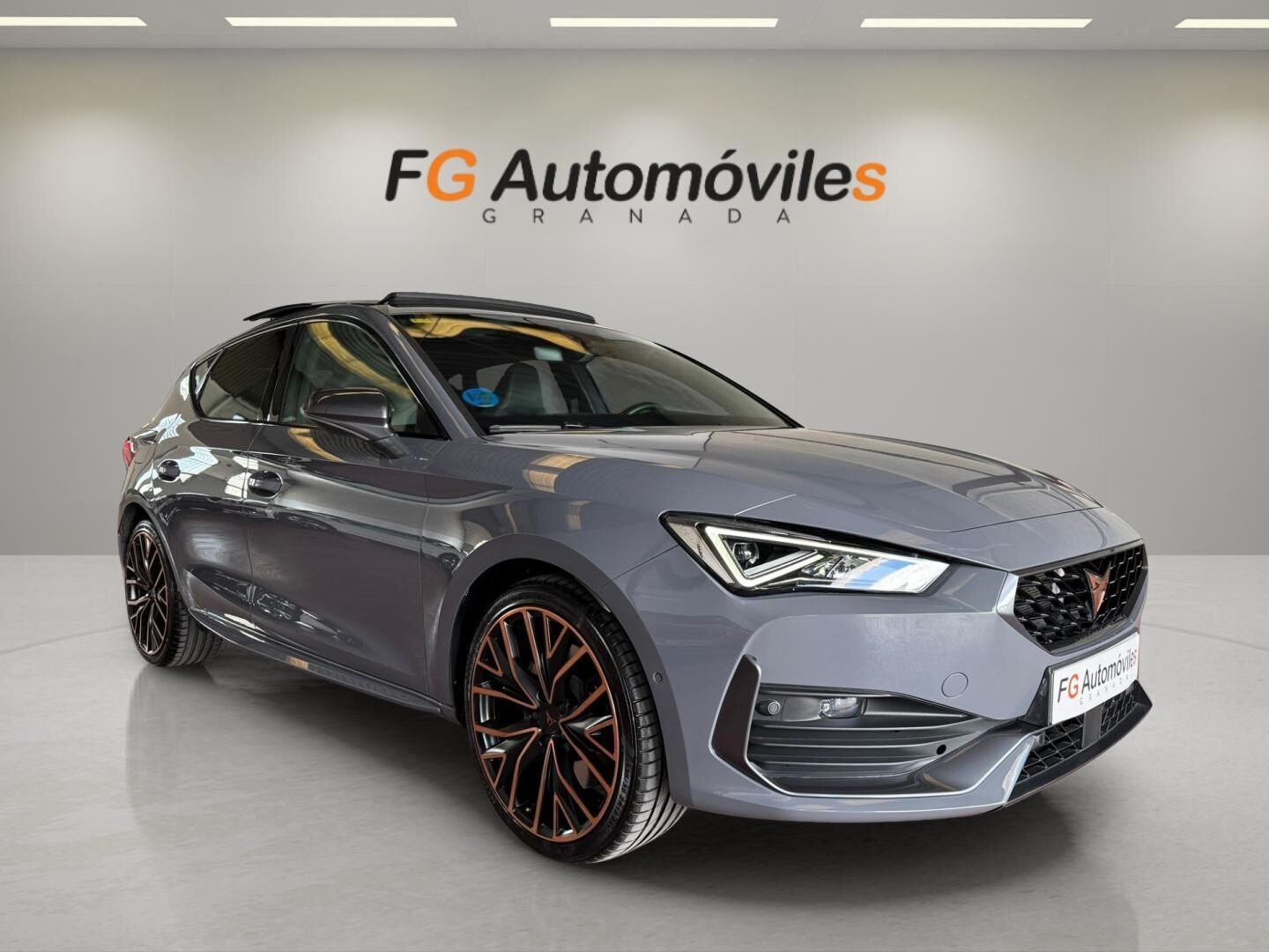 CUPRA LEON VZ 1.4 TSI 245 CV HÍBRIDO ENCHUFABLE