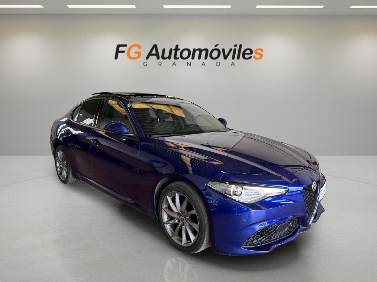 ALFA ROMEO GIULIA SPRINT RWD 2.0 TURBO 200 CV Automático